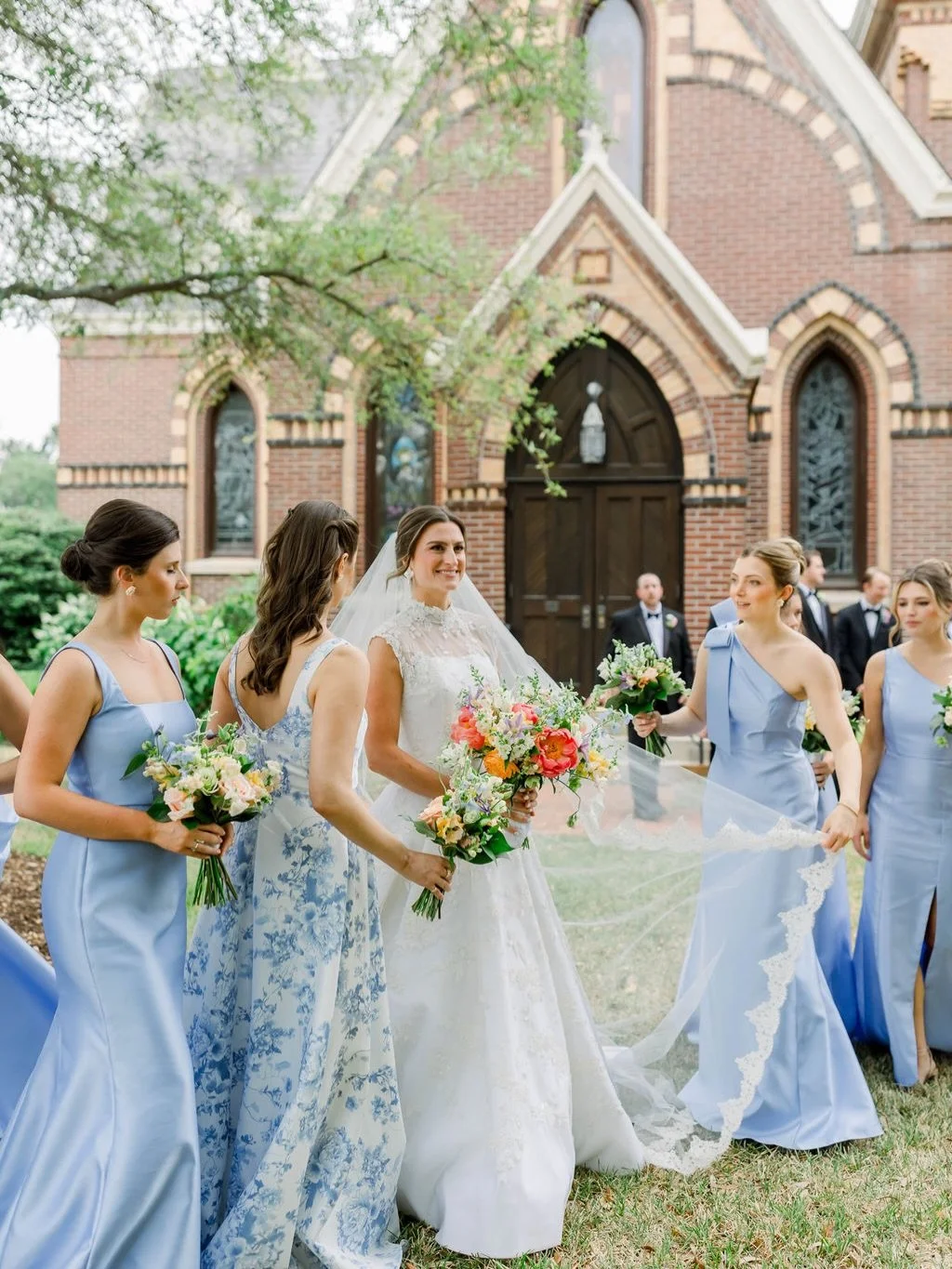 An extraordinary evening isn&rsquo;t built on a template. It&rsquo;s born from your stories and tastes.

For Josie and Austin&rsquo;s wedding, we took inspiration from the stunning French blue color of the bridesmaids&rsquo; dresses, a favorite of th