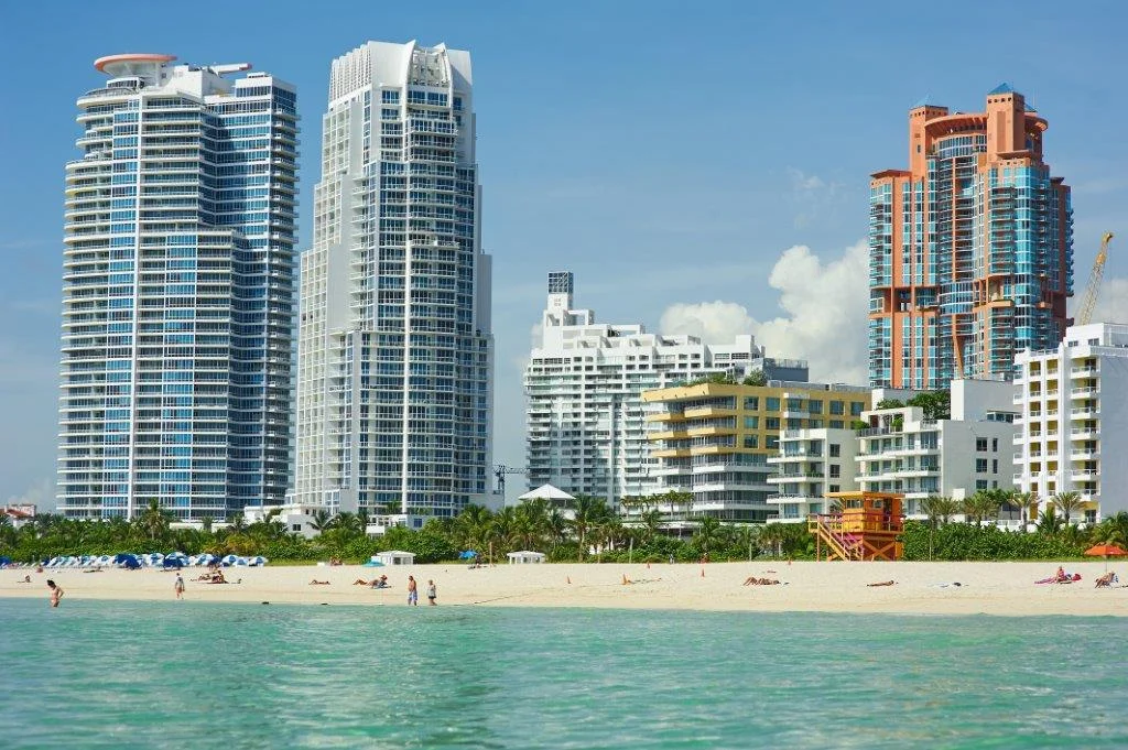 VANEAU VILLEJUST Rent in Miami Sofi Buildings.jpg