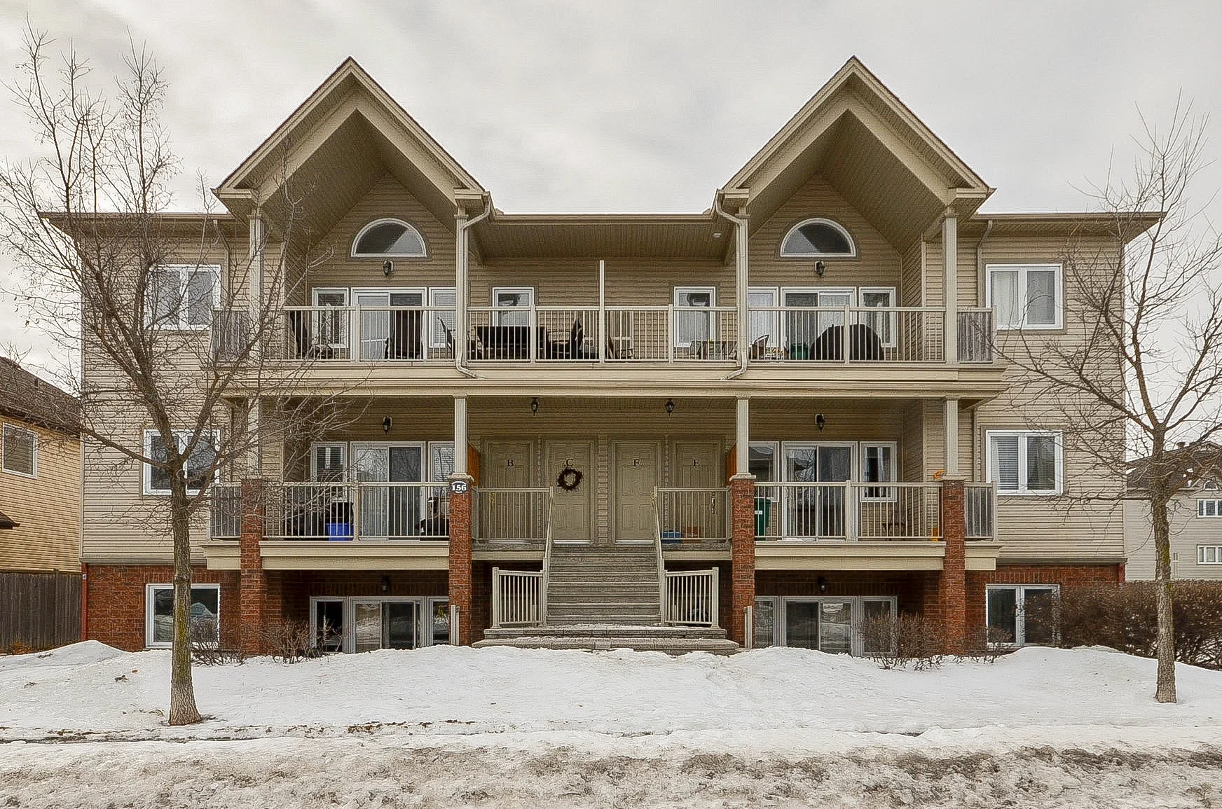 virtual-tour-254739-03.jpg