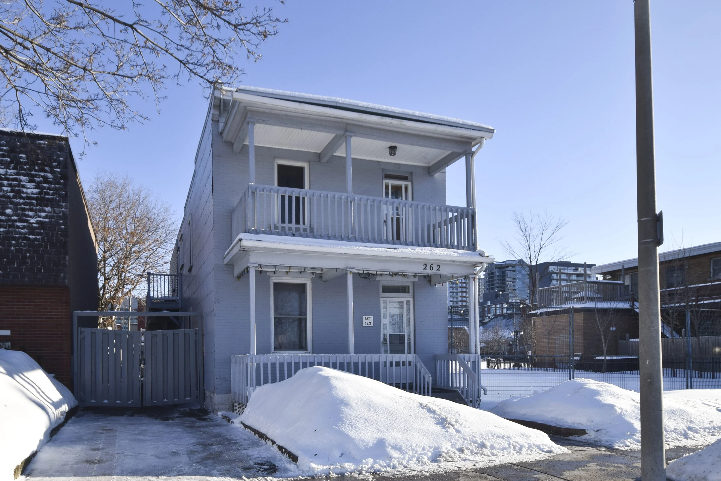 virtual-tour-255402-02.jpg