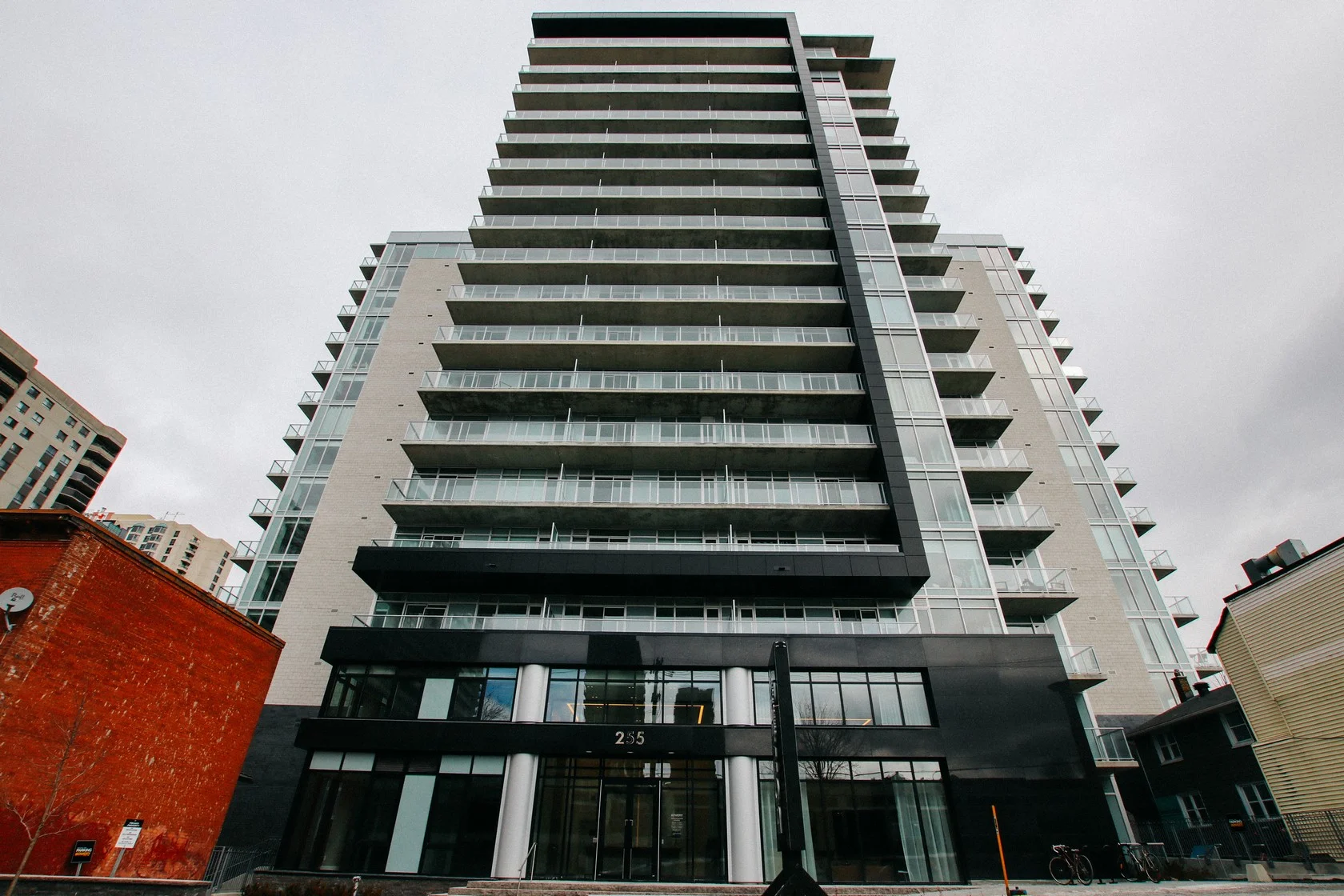virtual-tour-256587-mls-high-res-image-0.jpg