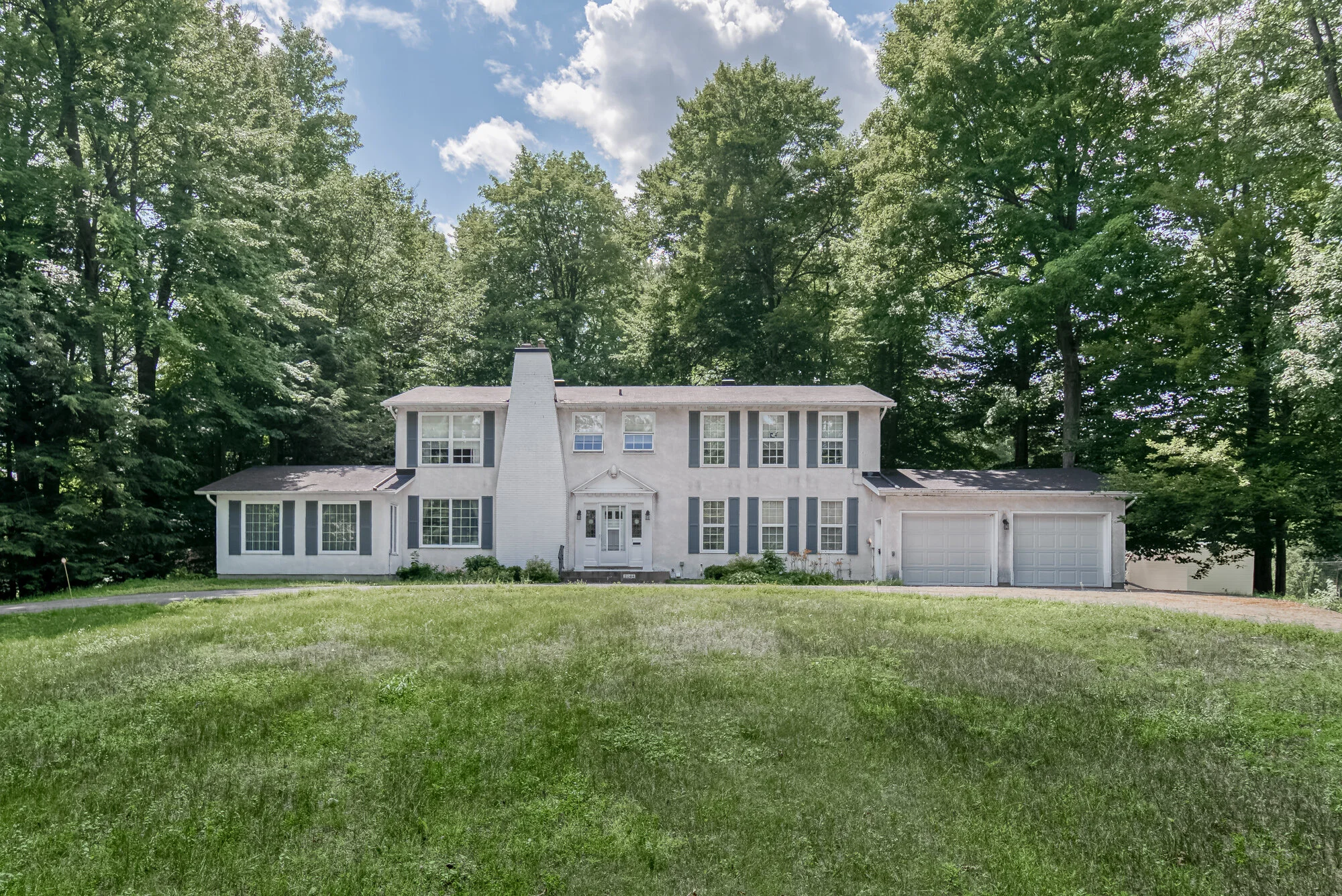 2044 Merivale Rd - July 03 2020-1.jpg