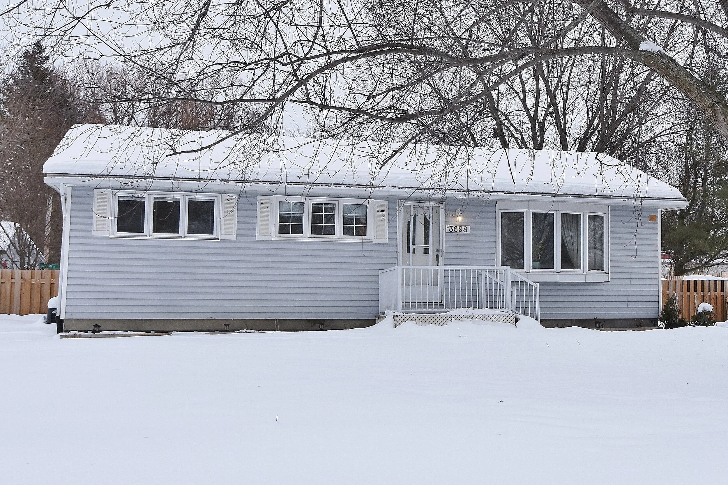 virtual-tour-305565-04.JPG