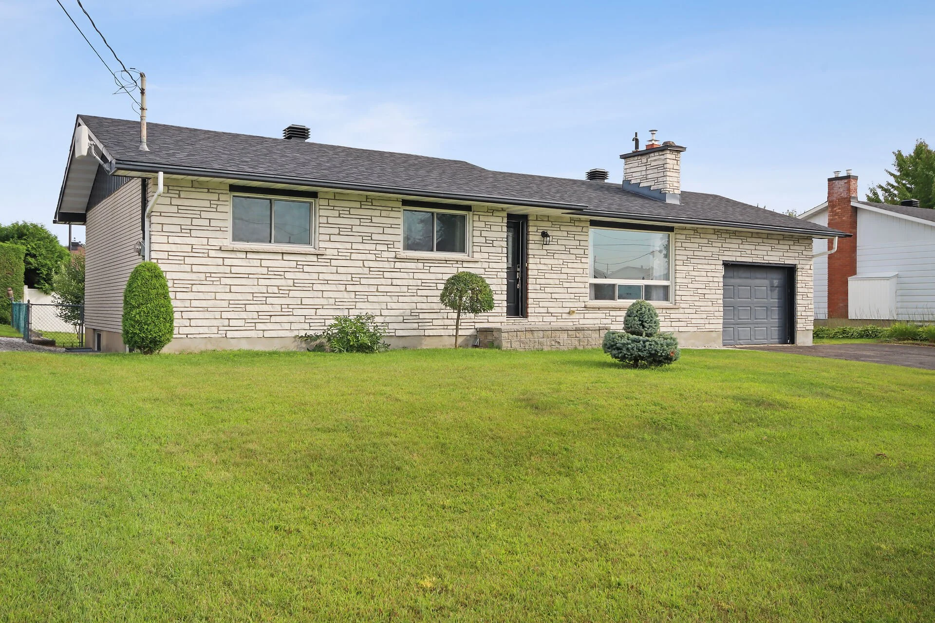 virtual-tour-349696-47.jpg