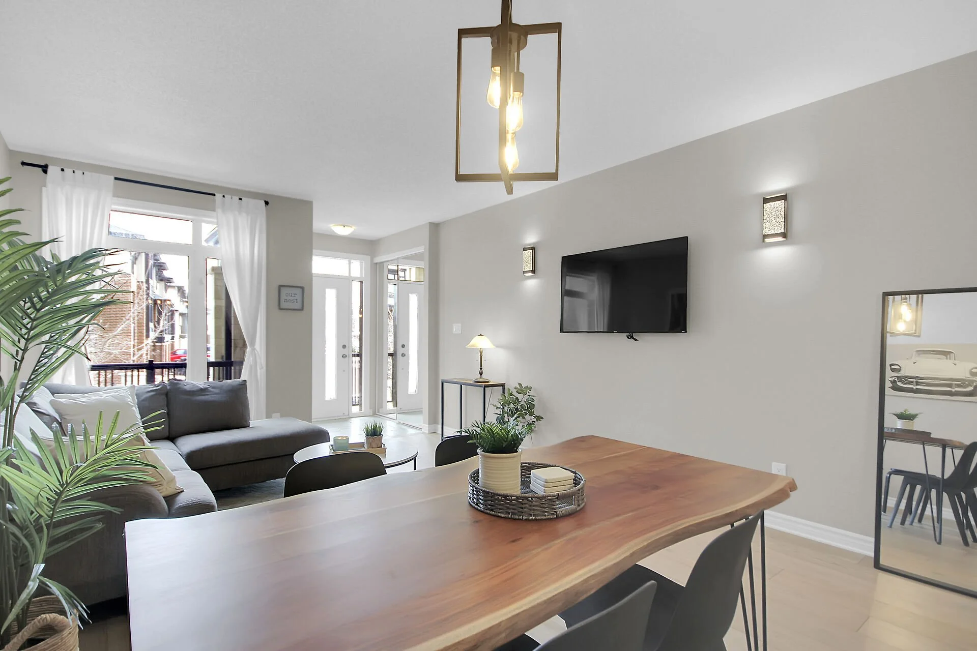virtual-tour-355163-45.jpg