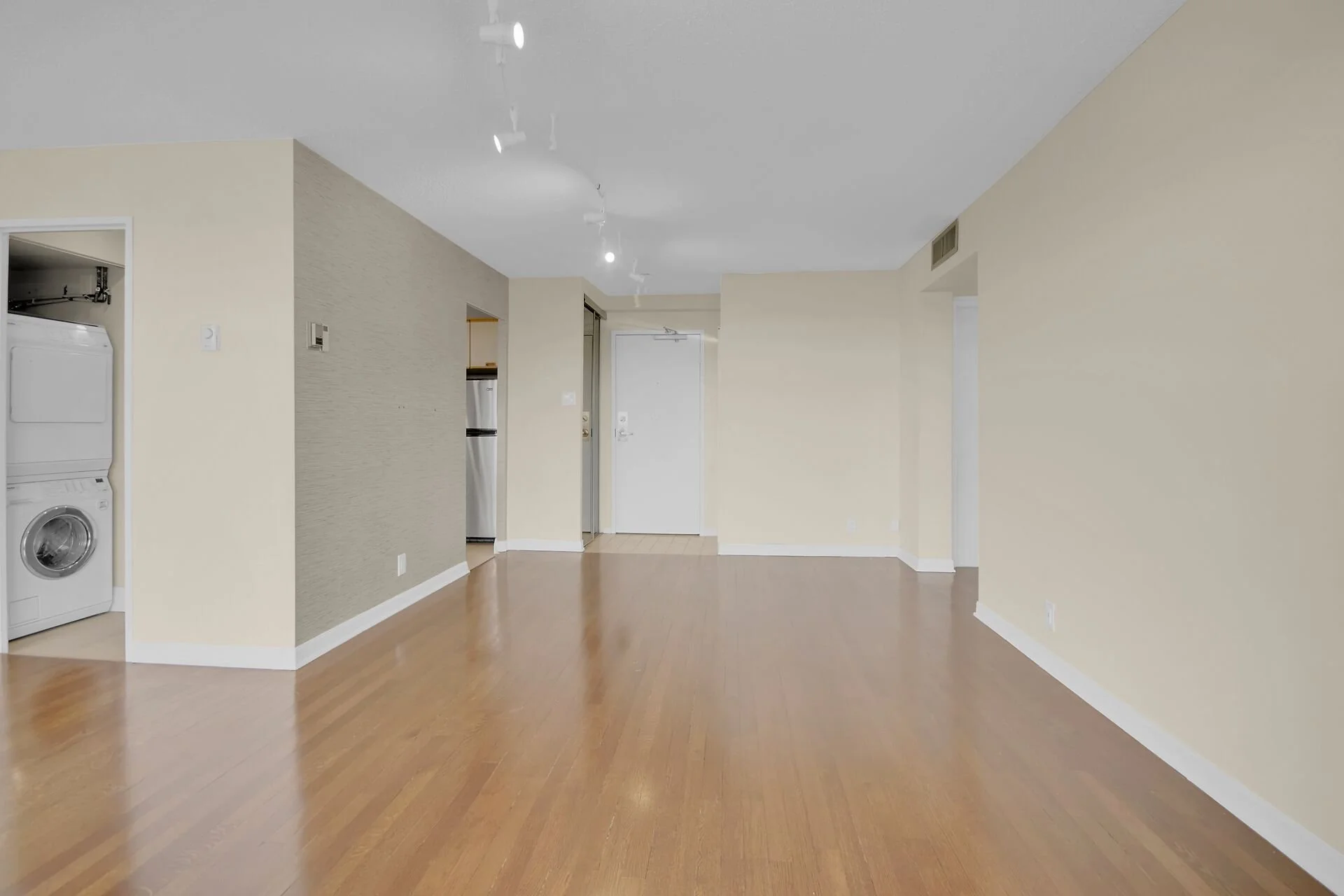 virtual-tour-356053-34.jpg