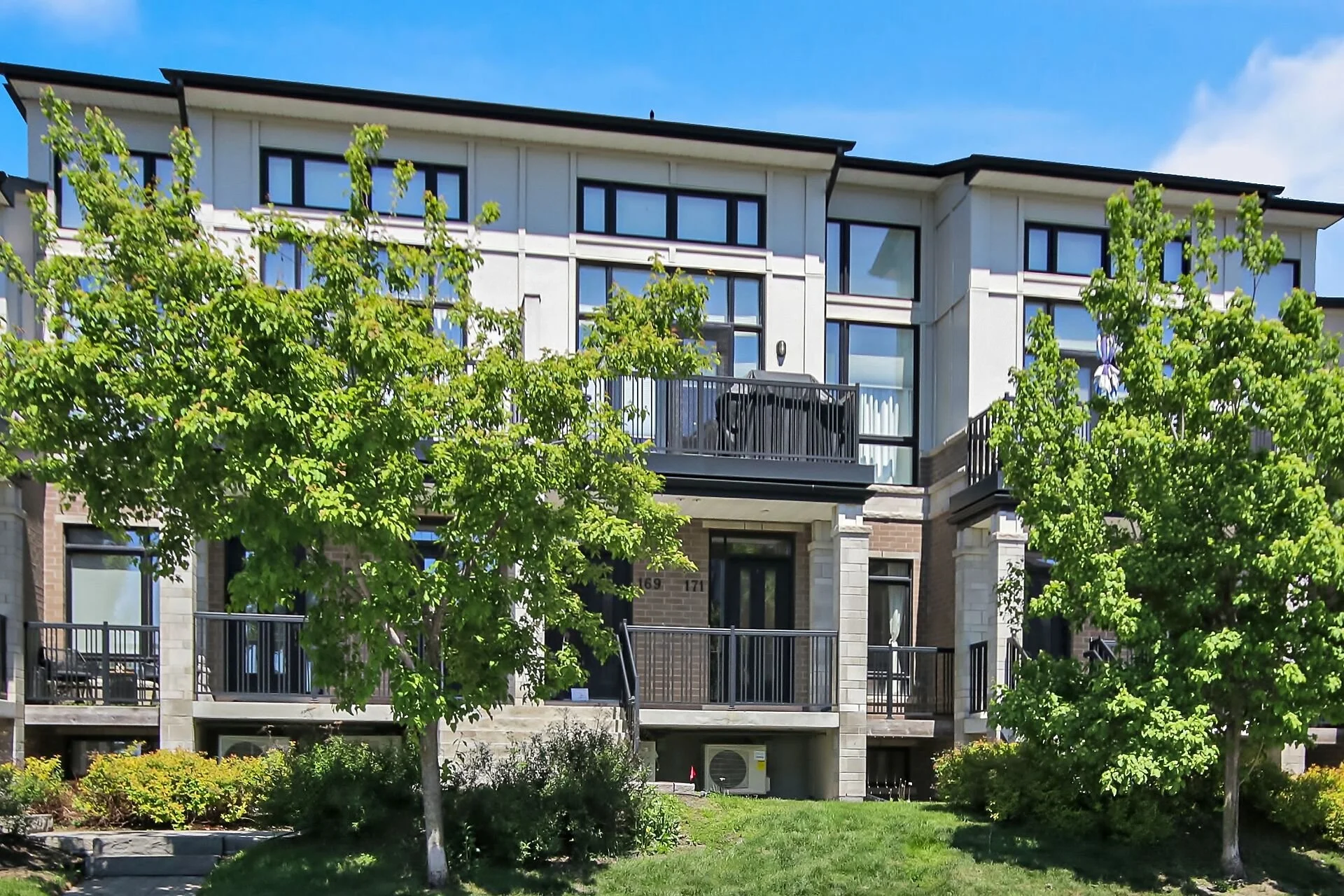 virtual-tour-355163-63.jpg
