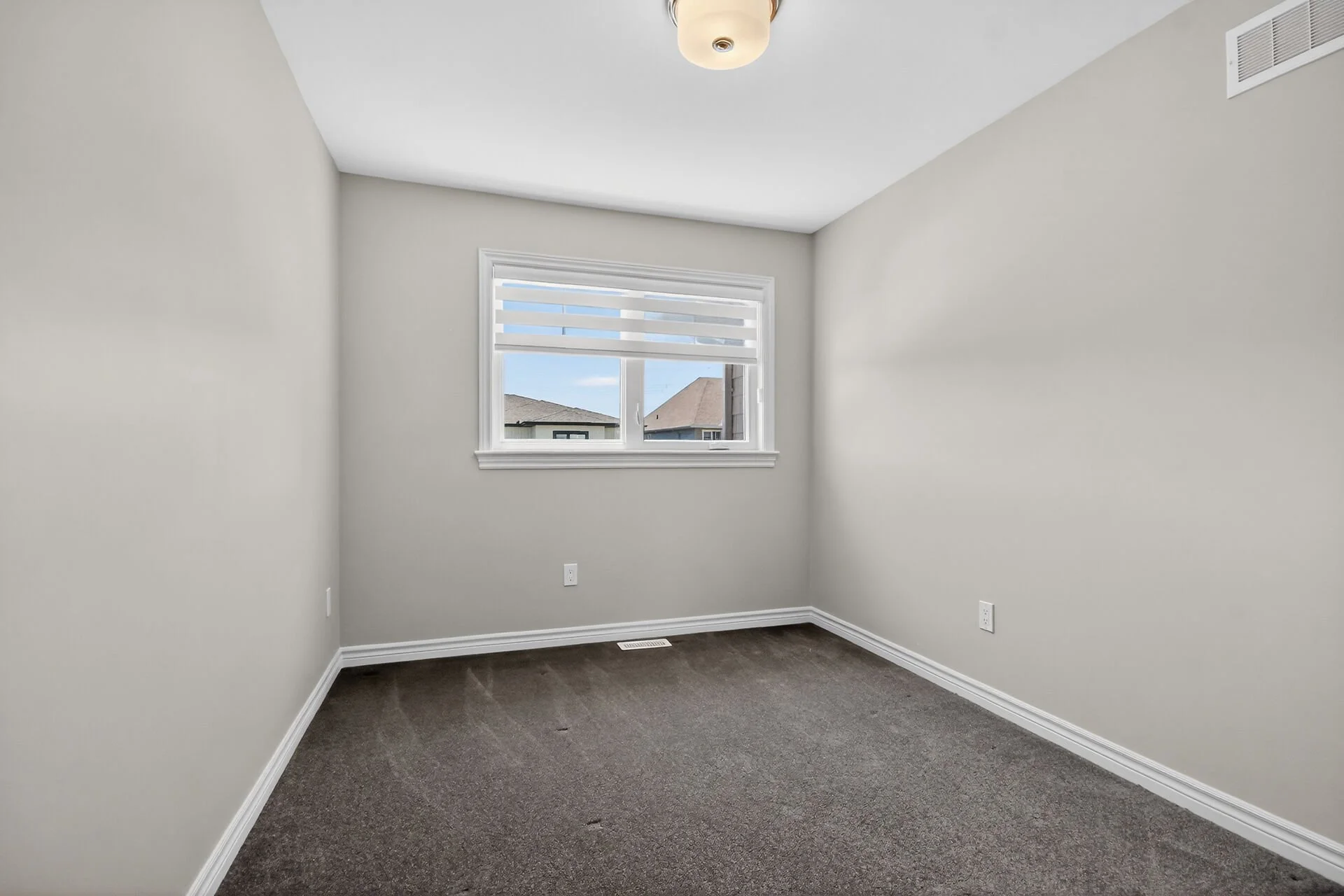 virtual-tour-364130-42.jpg