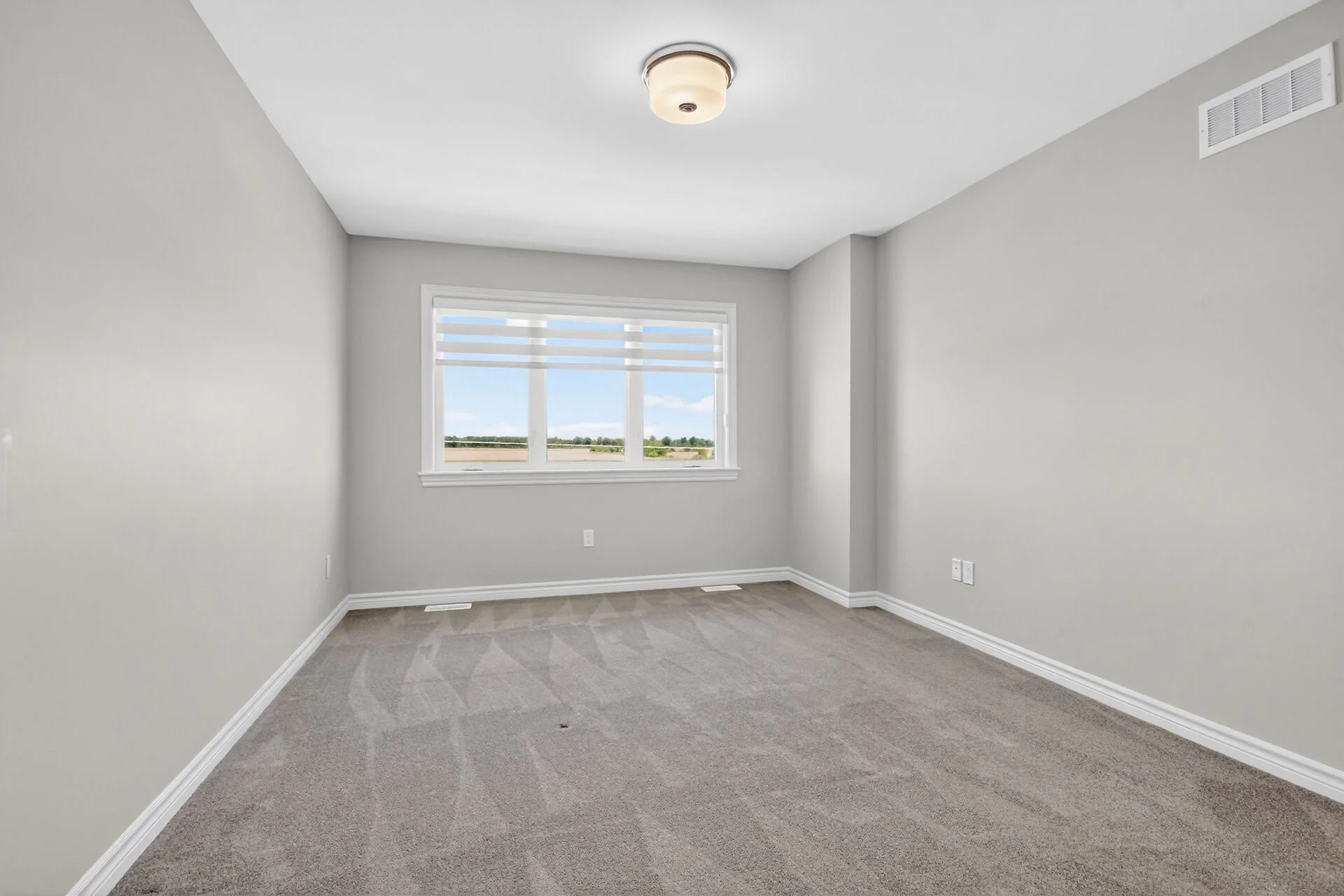 virtual-tour-364130-47.jpg