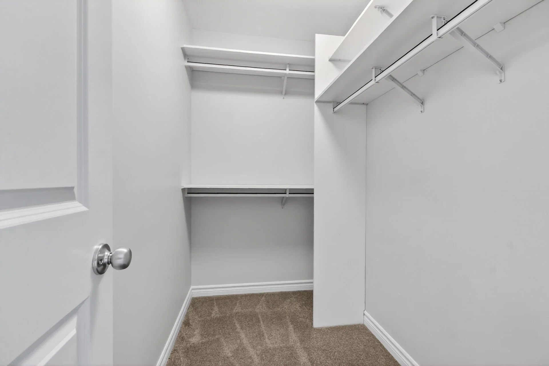 virtual-tour-364130-54.jpg
