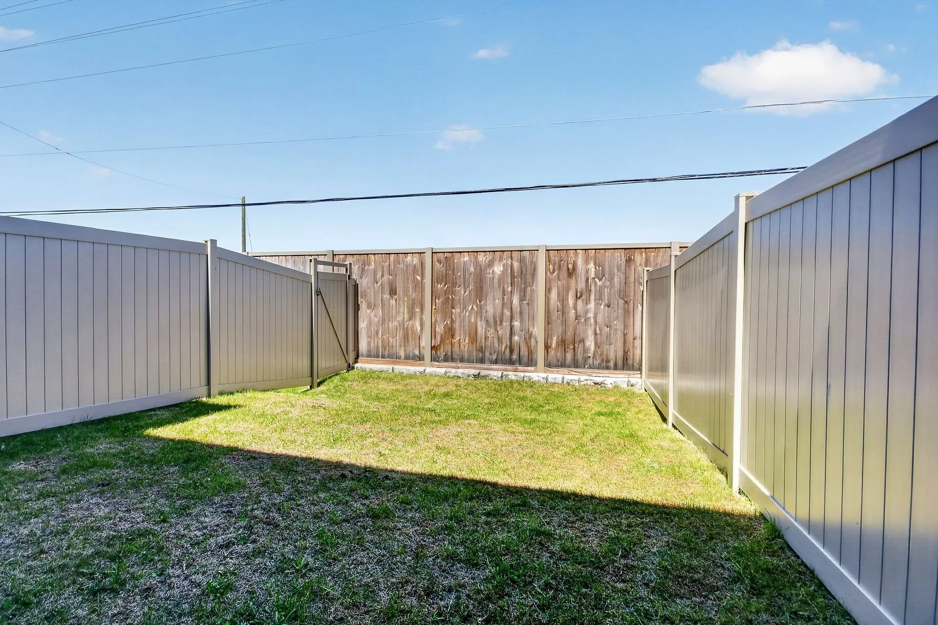 virtual-tour-364130-02.jpg