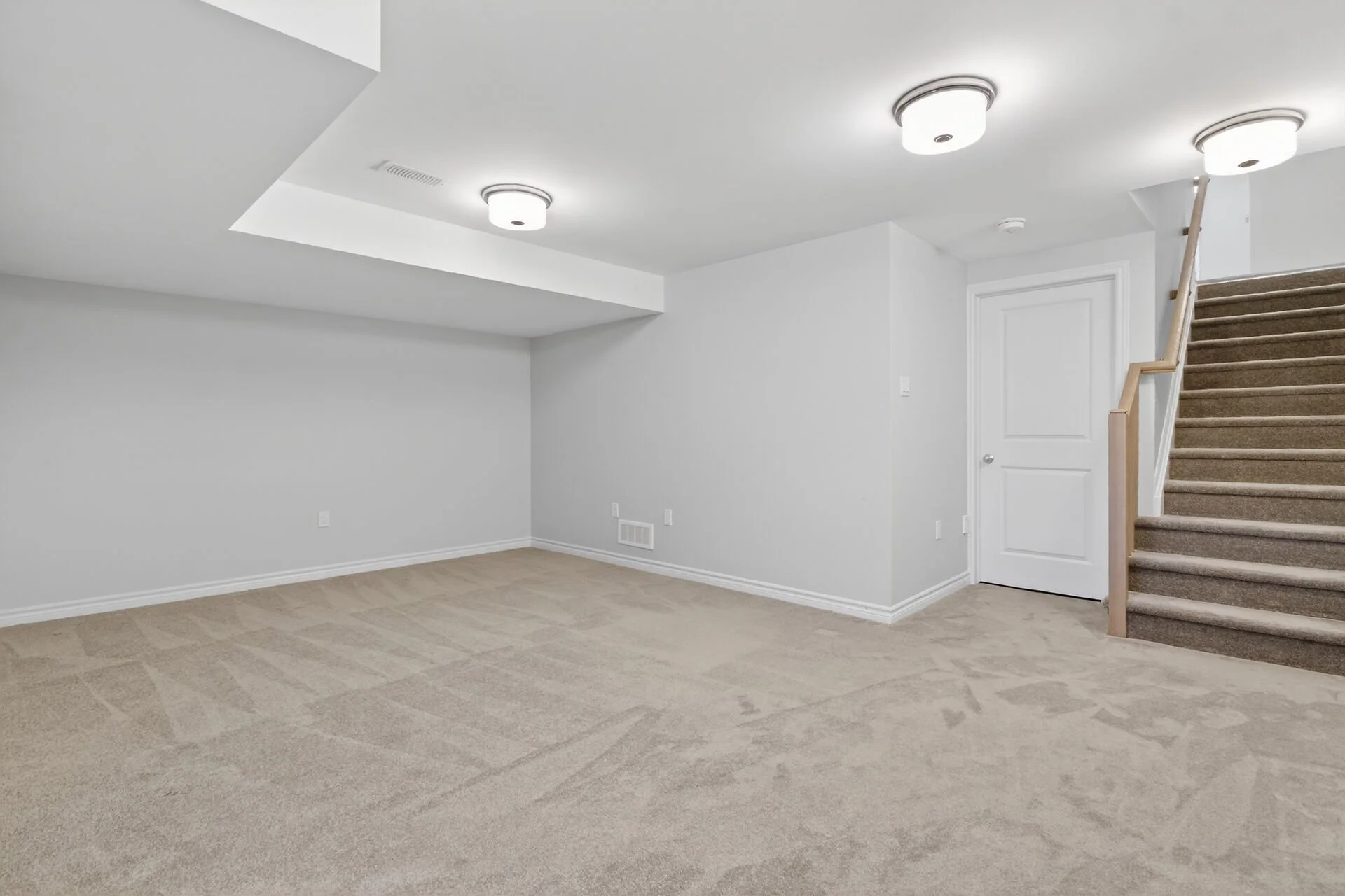 virtual-tour-364130-32.jpg