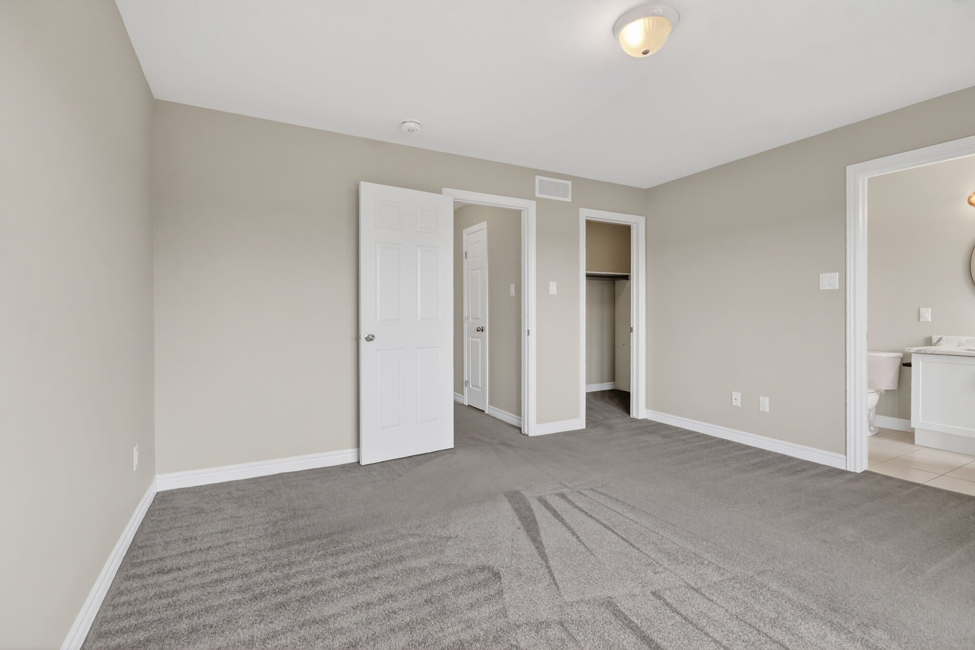 virtual-tour-364193-55.jpg
