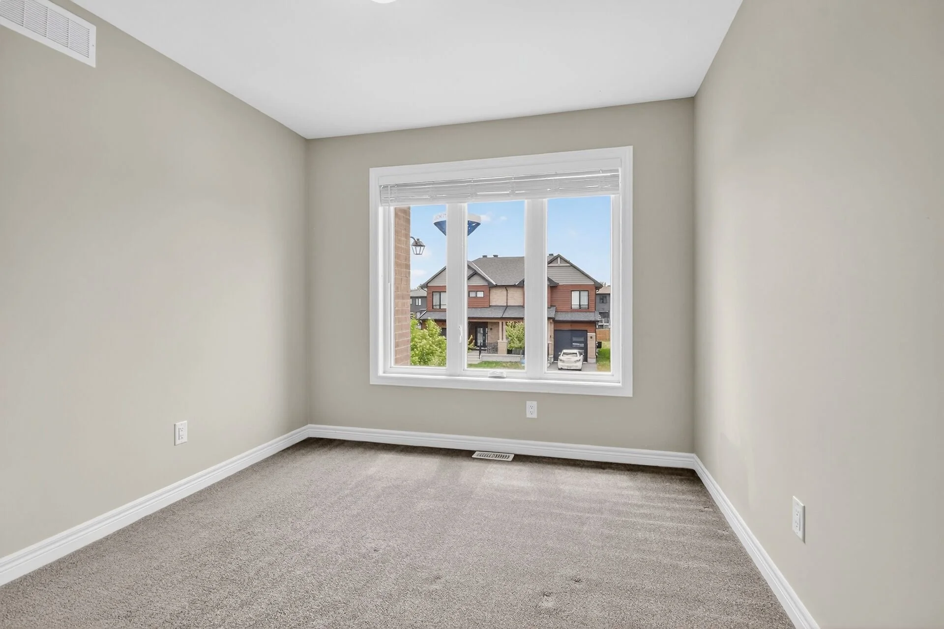 virtual-tour-364193-17.jpg