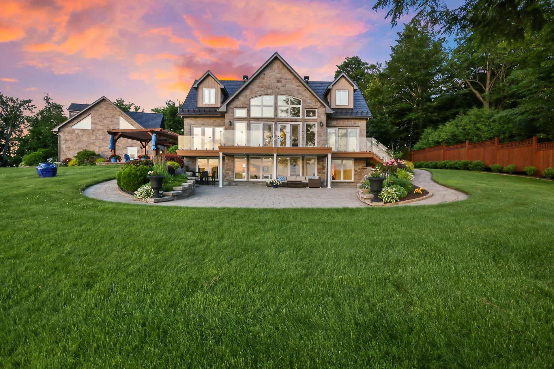 virtual-tour-364422-145.jpg