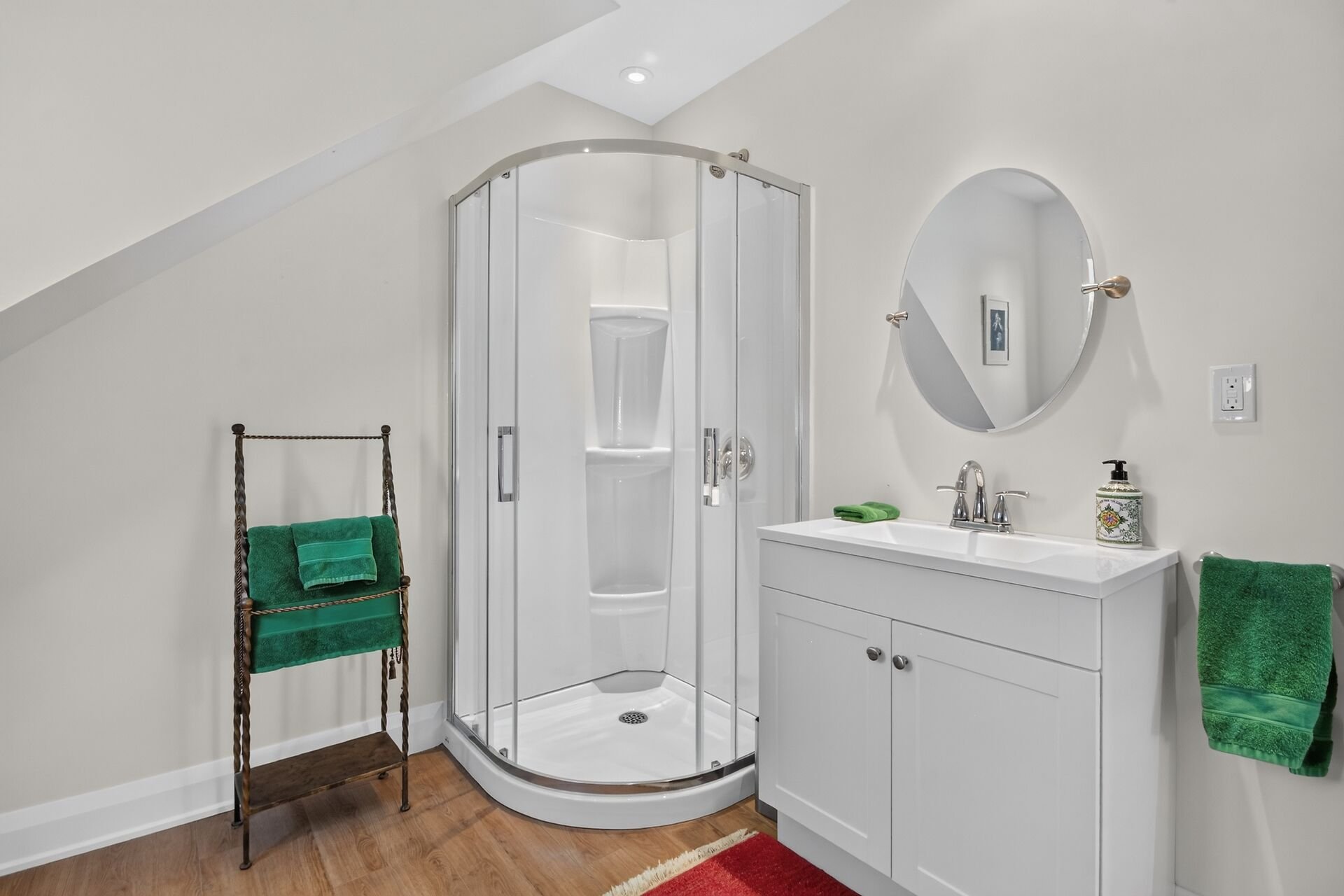 virtual-tour-364422-95.jpg
