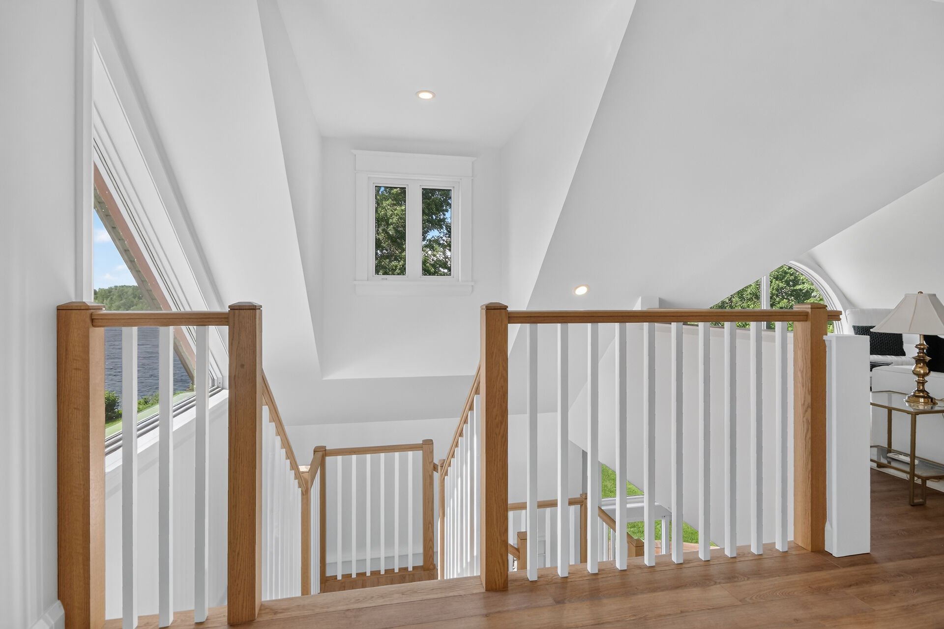 virtual-tour-364422-97.jpg