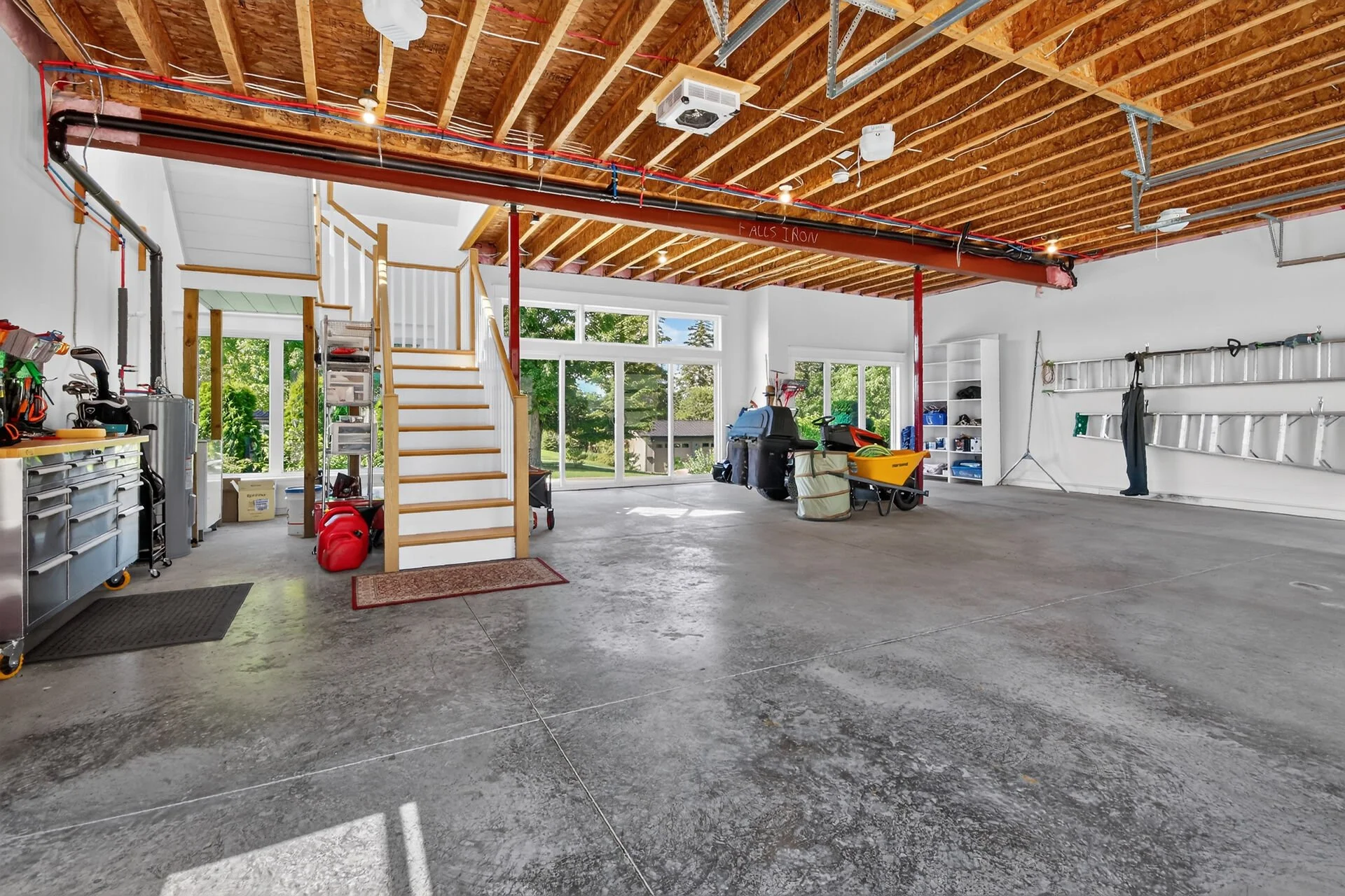 virtual-tour-364422-99.jpg