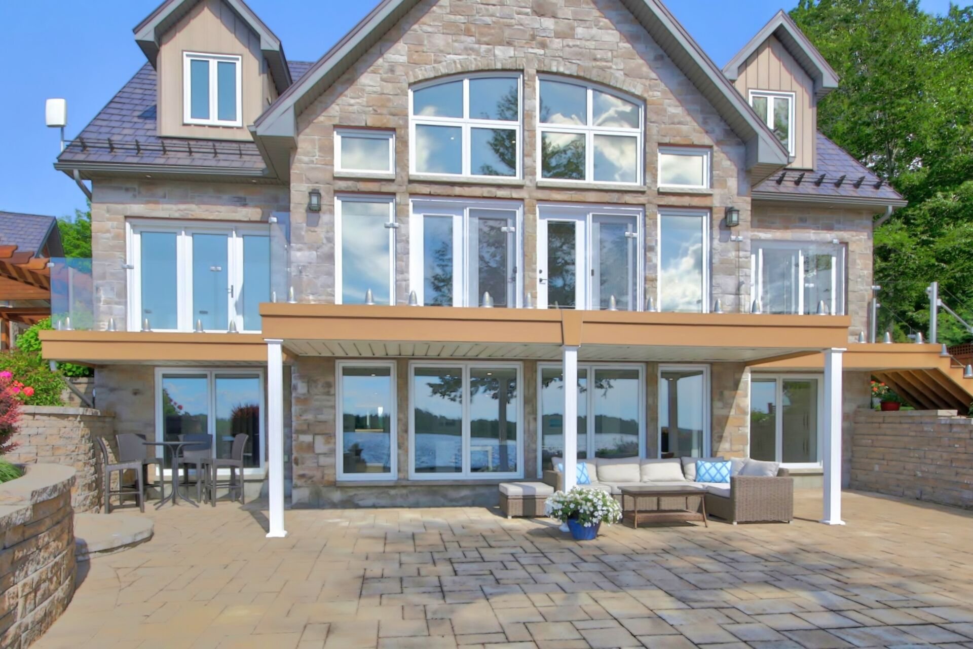 virtual-tour-364422-108.jpg