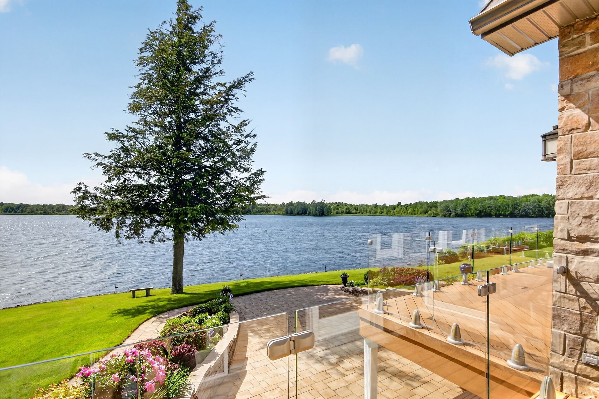 virtual-tour-364422-111.jpg