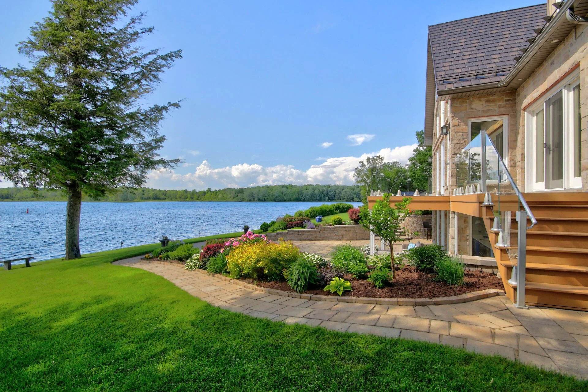 virtual-tour-364422-112.jpg