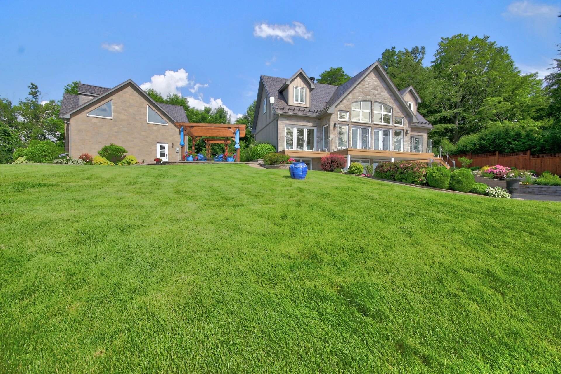 virtual-tour-364422-121.jpg