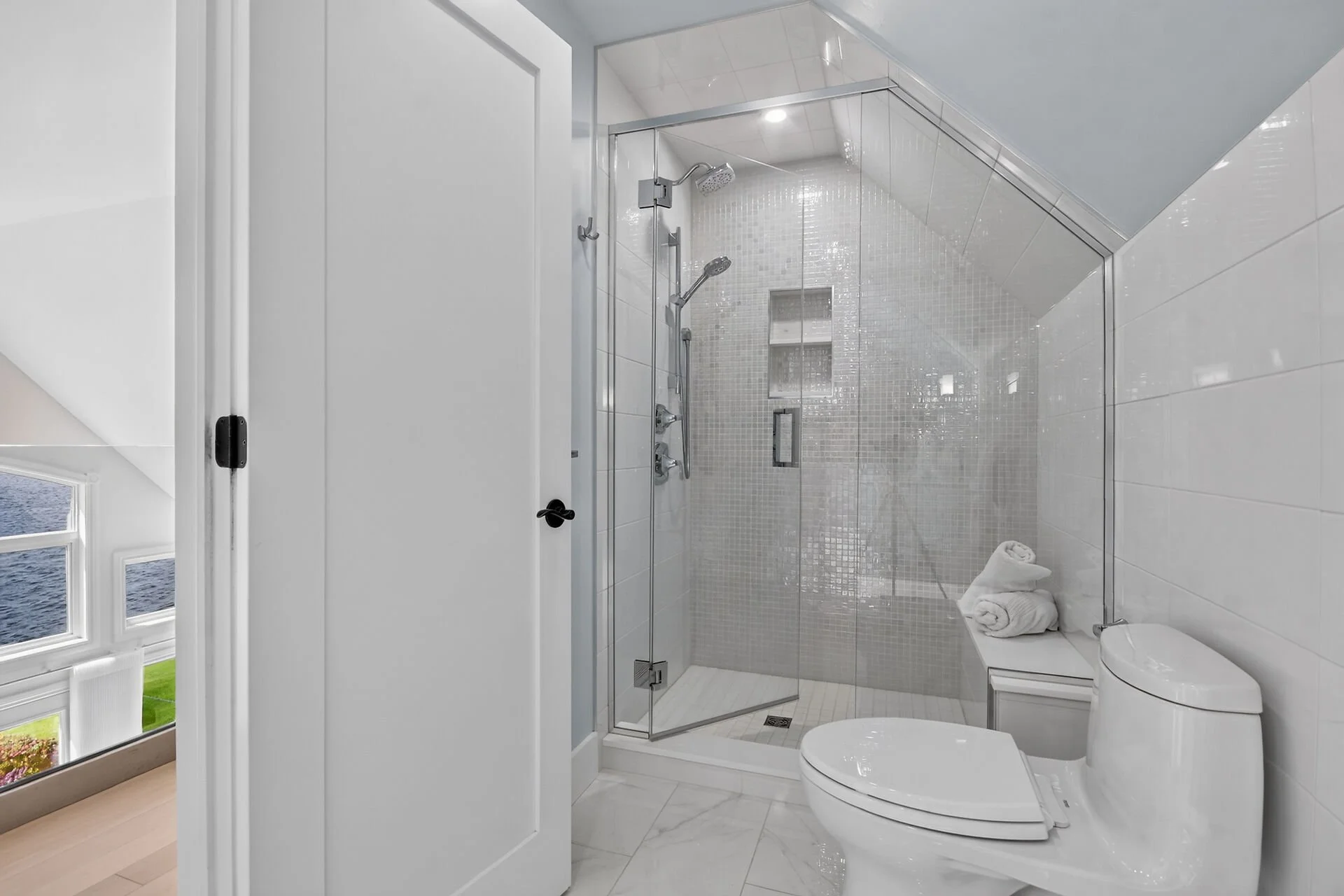 virtual-tour-364422-65.jpg