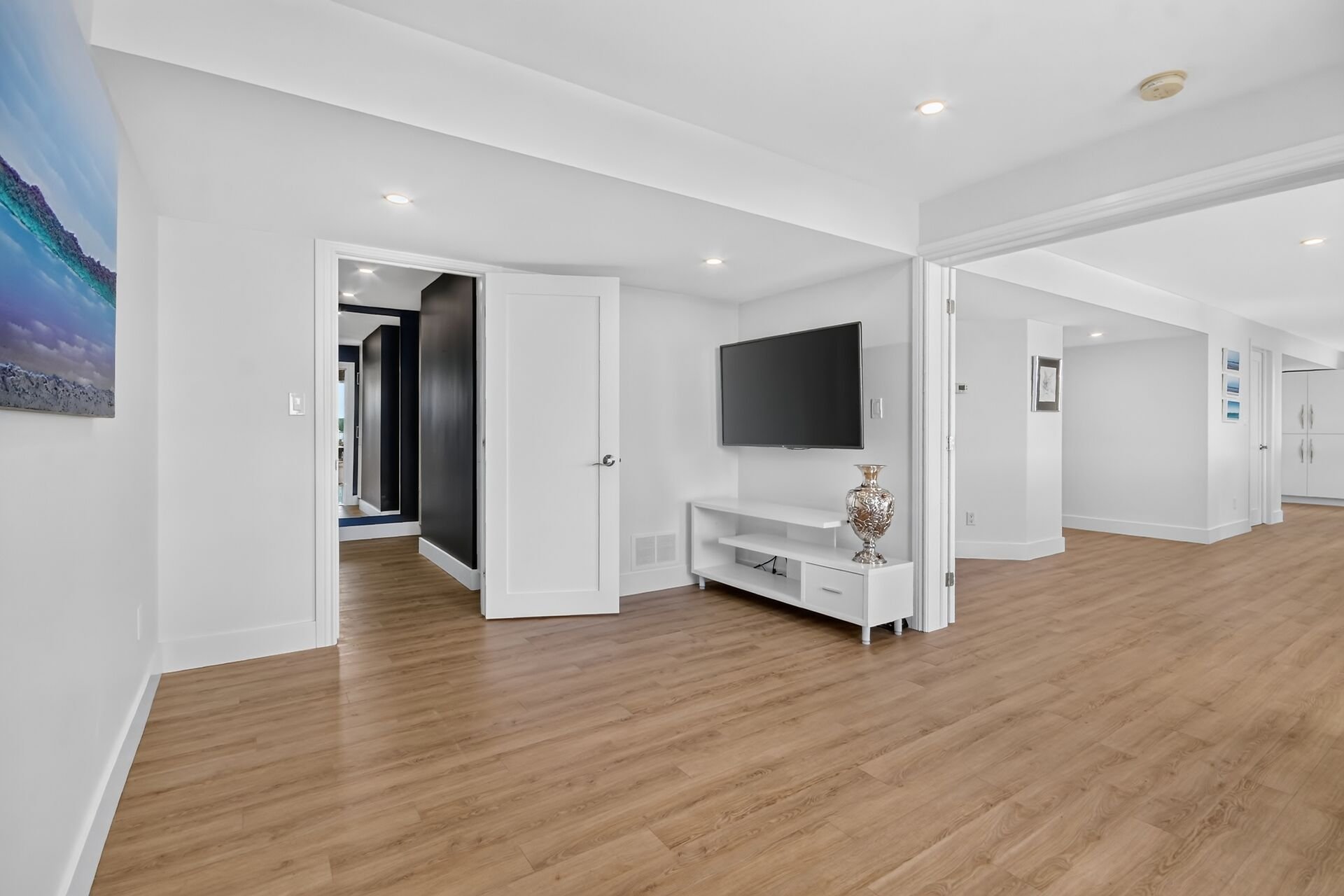 virtual-tour-364422-78.jpg