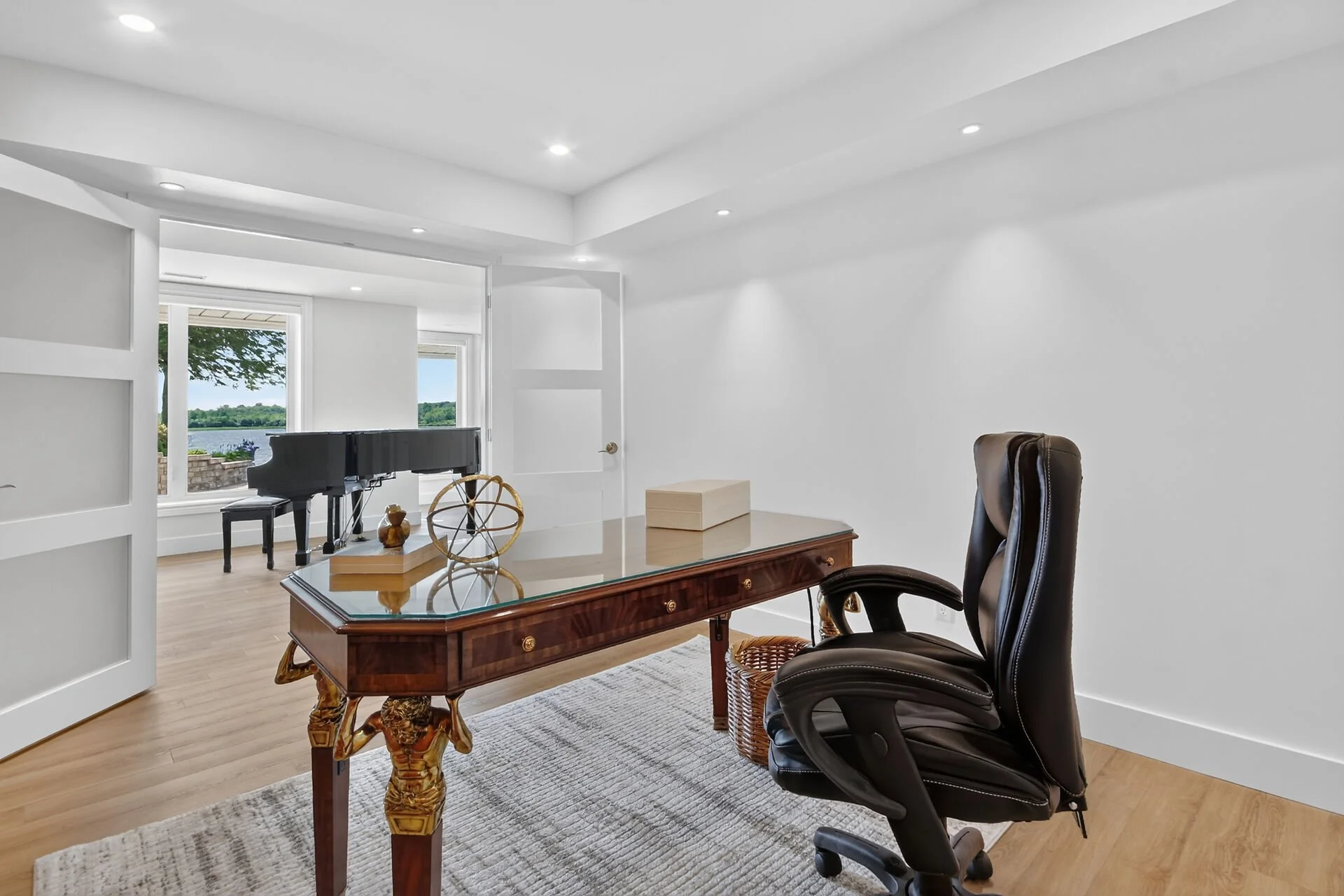 virtual-tour-364422-85.jpg