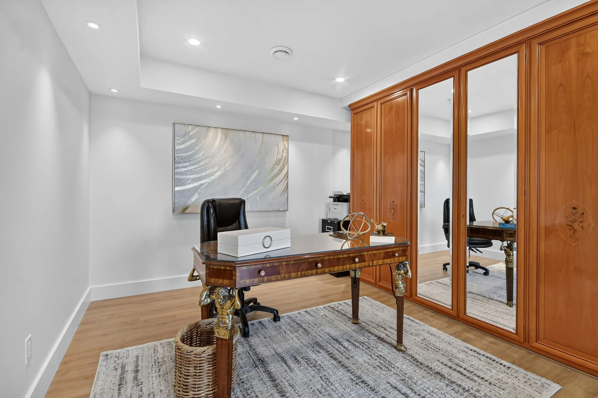 virtual-tour-364422-86.jpg