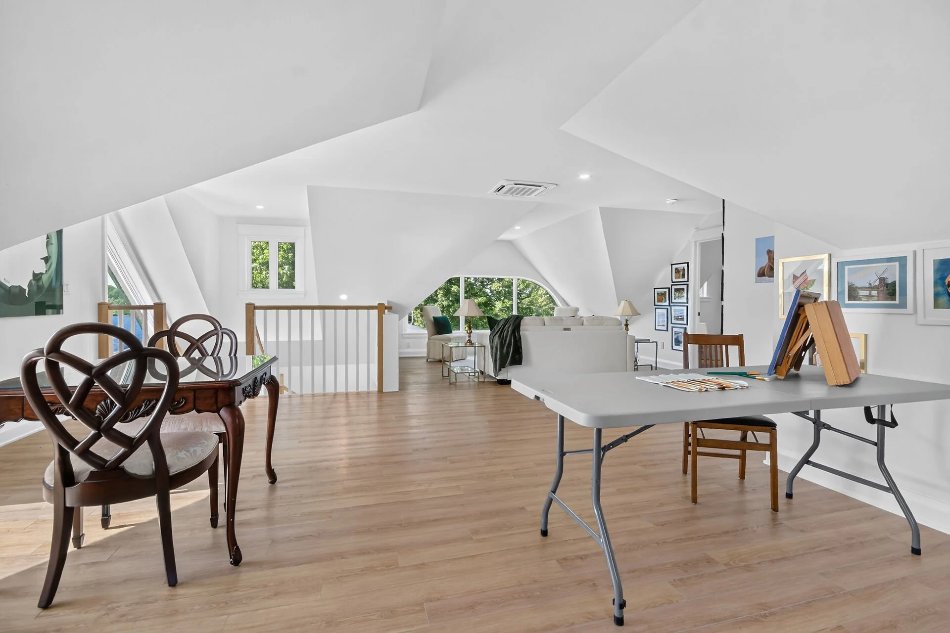 virtual-tour-364422-91.jpg