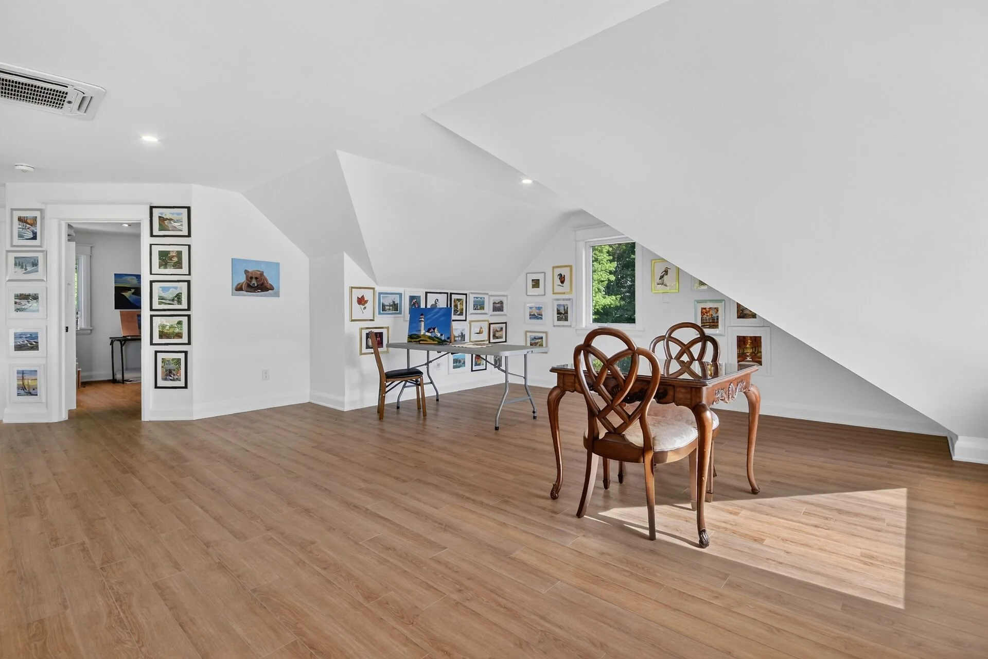 virtual-tour-364422-92.jpg