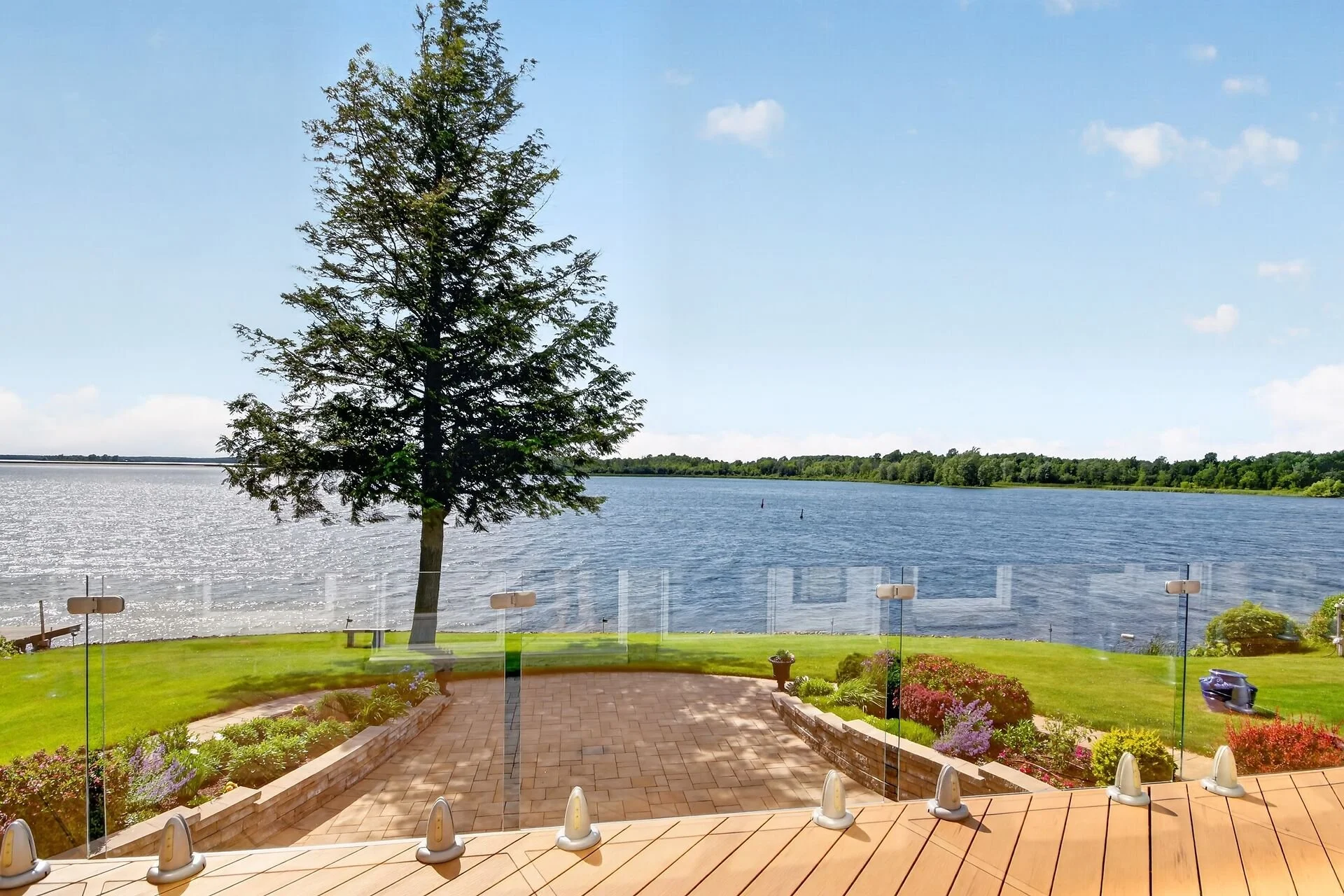 virtual-tour-364422-27.jpg