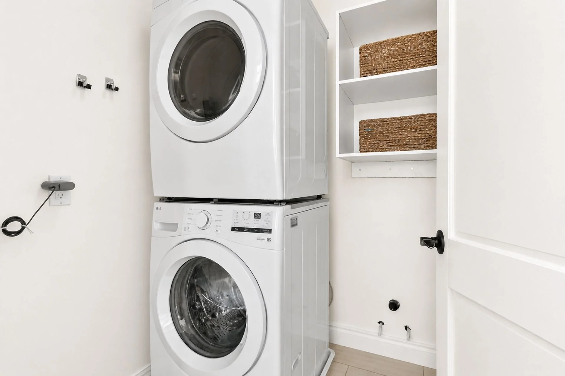 virtual-tour-364422-52.jpg