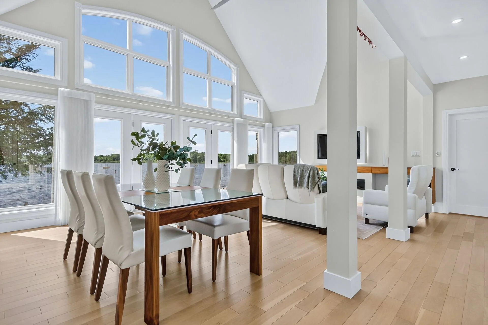 virtual-tour-364422-17.jpg