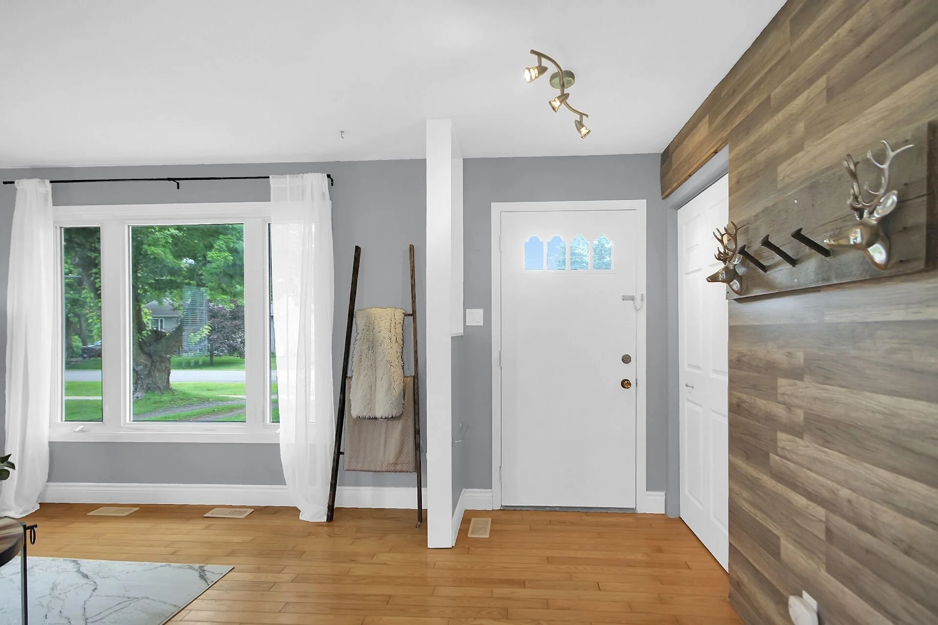 virtual-tour-364536-07.jpg
