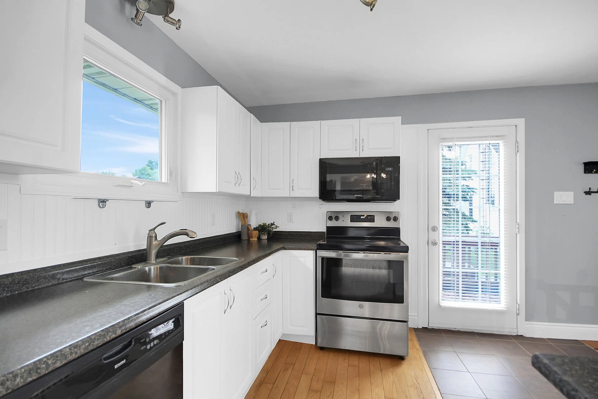 virtual-tour-364536-22.jpg