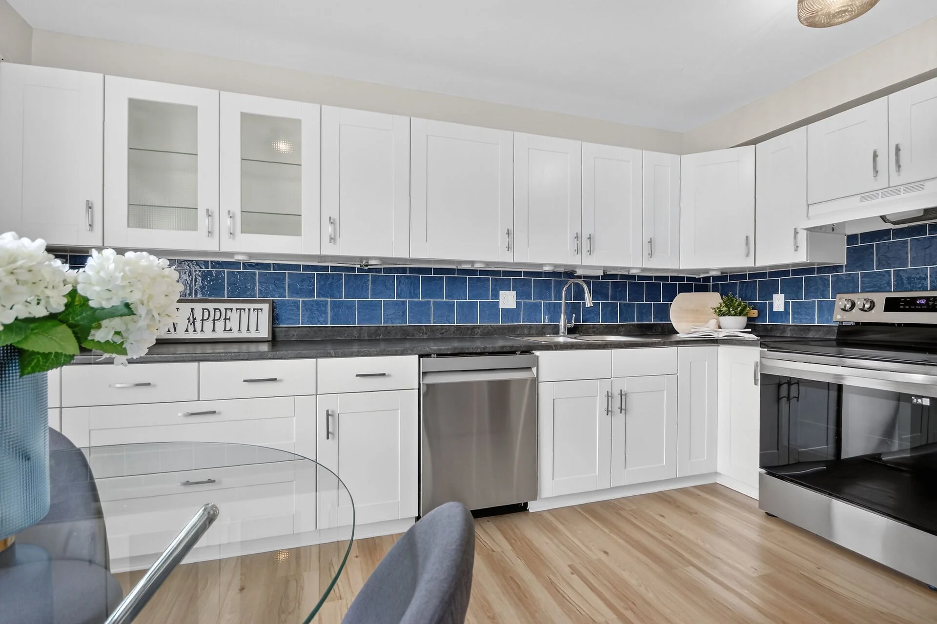 virtual-tour-364610-17.jpg