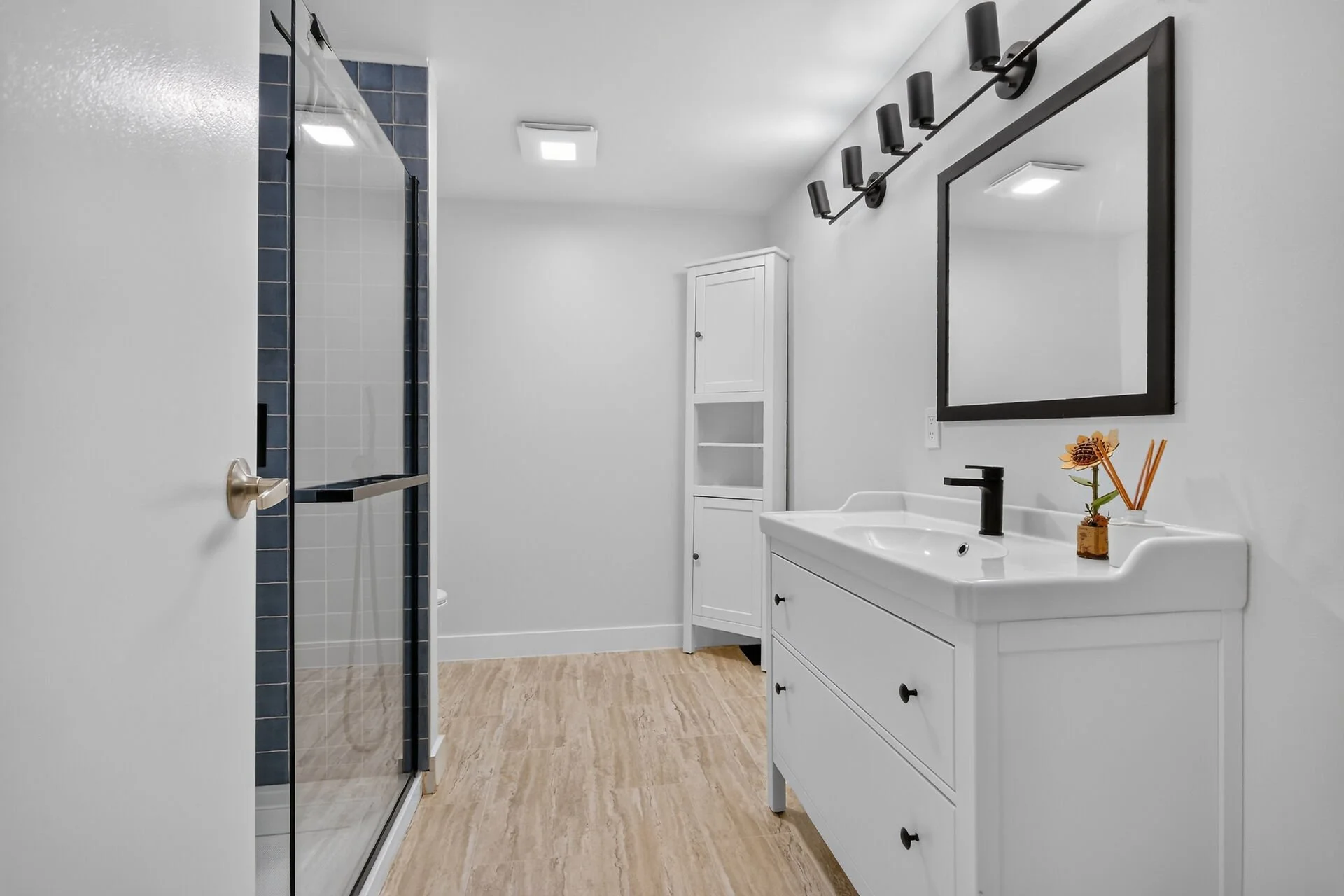 virtual-tour-364610-29.jpg