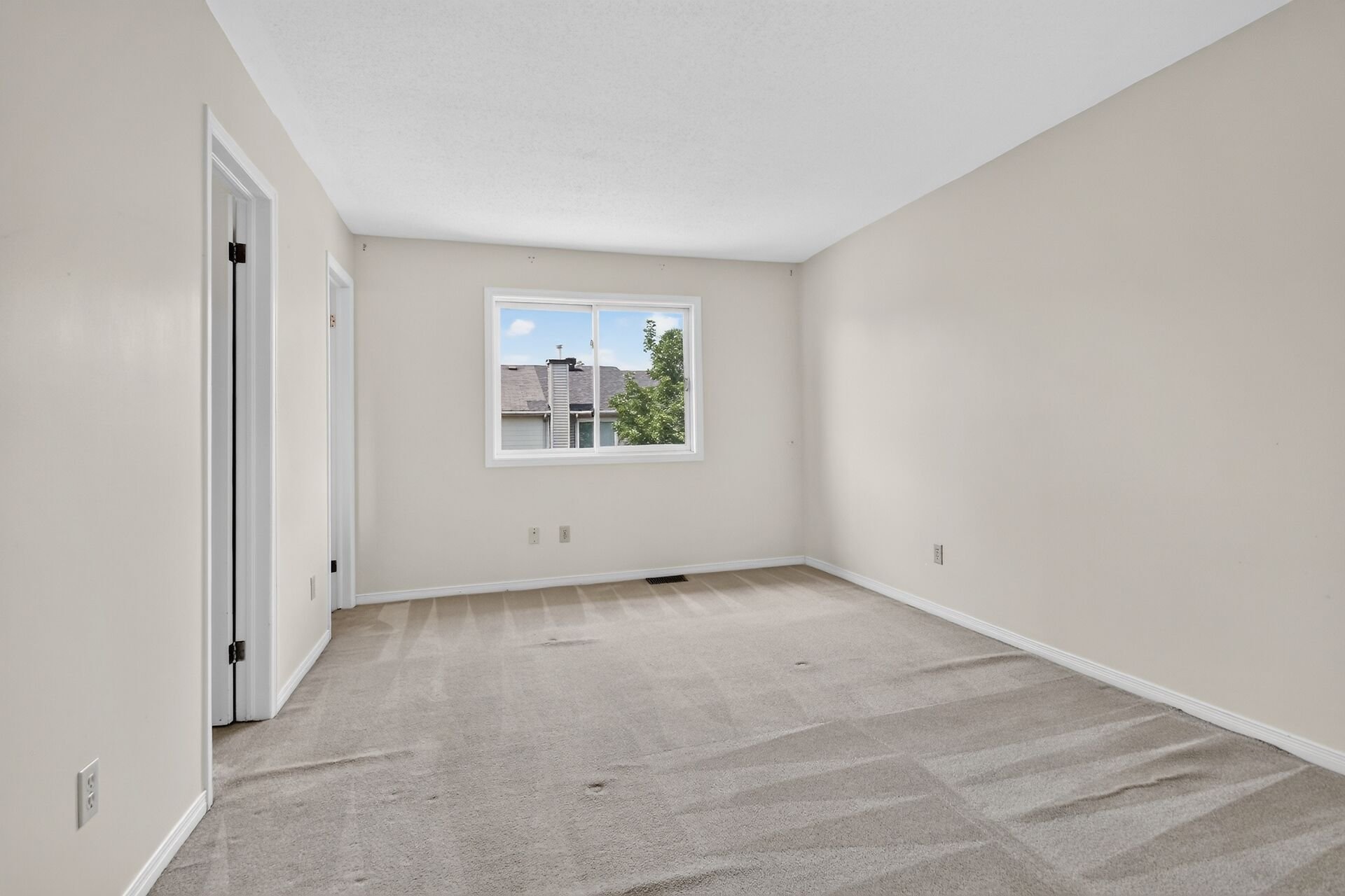 virtual-tour-364868-28.jpg
