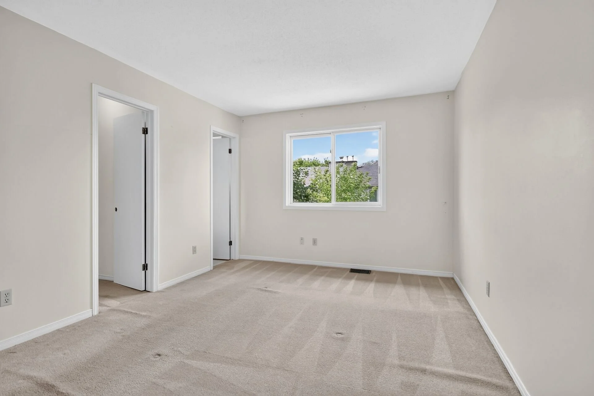 virtual-tour-364868-30.jpg