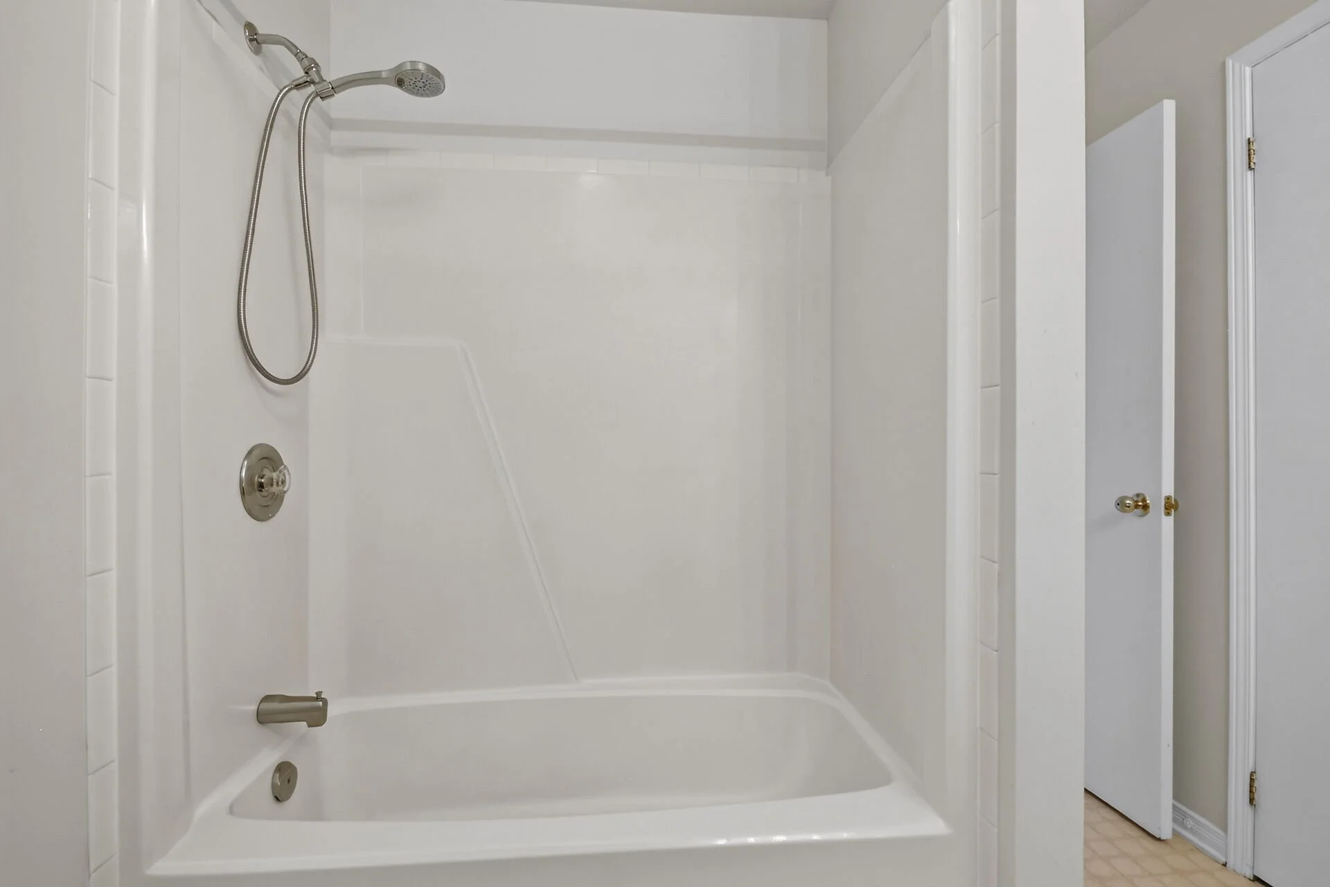 virtual-tour-364868-38.jpg