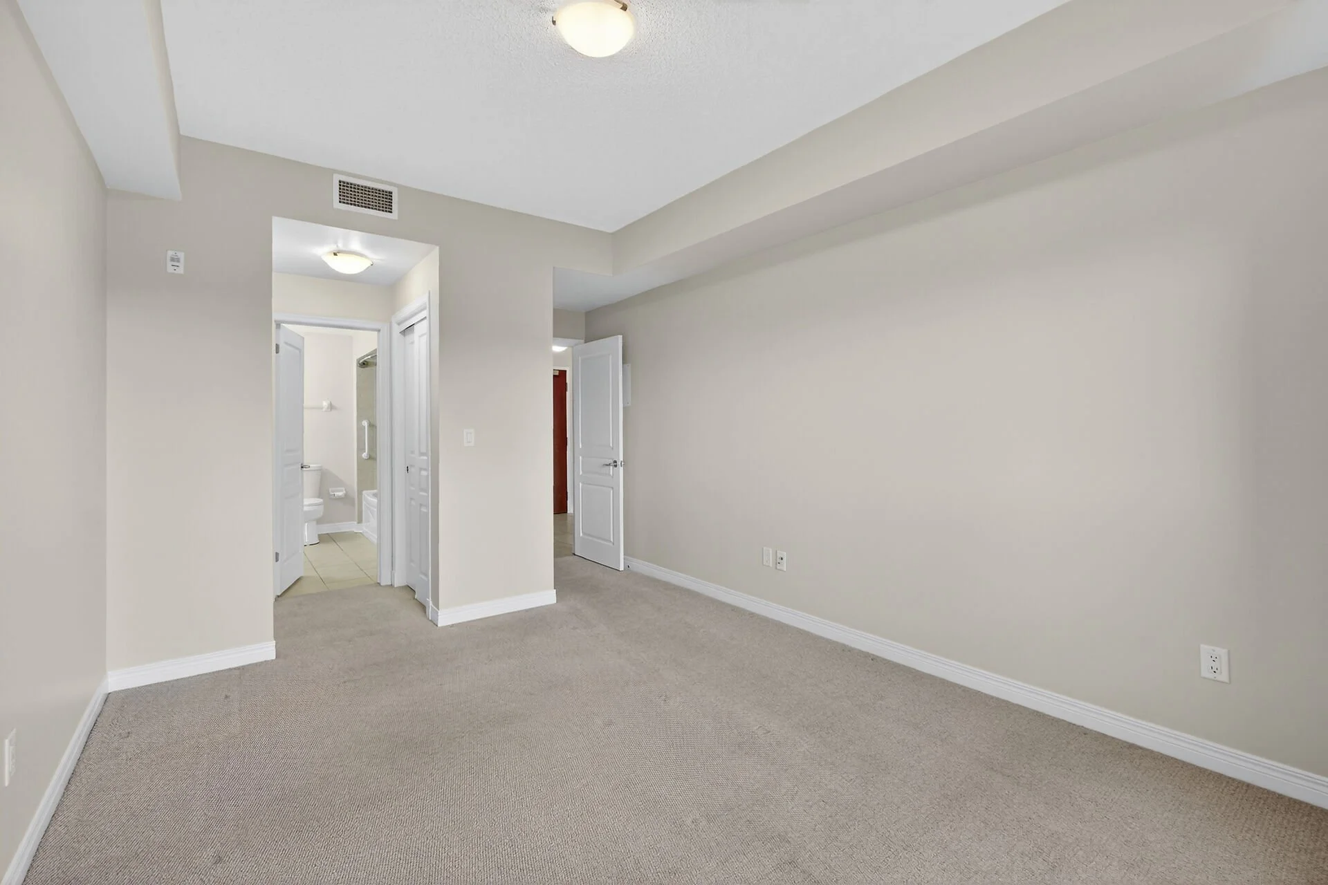 virtual-tour-363671-39.jpg