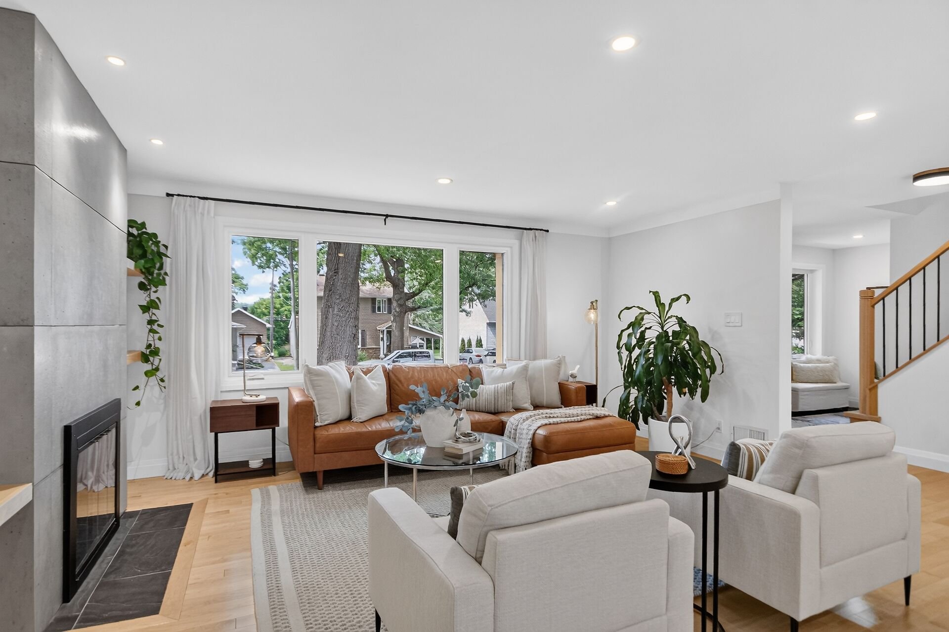 virtual-tour-365505-24.jpg