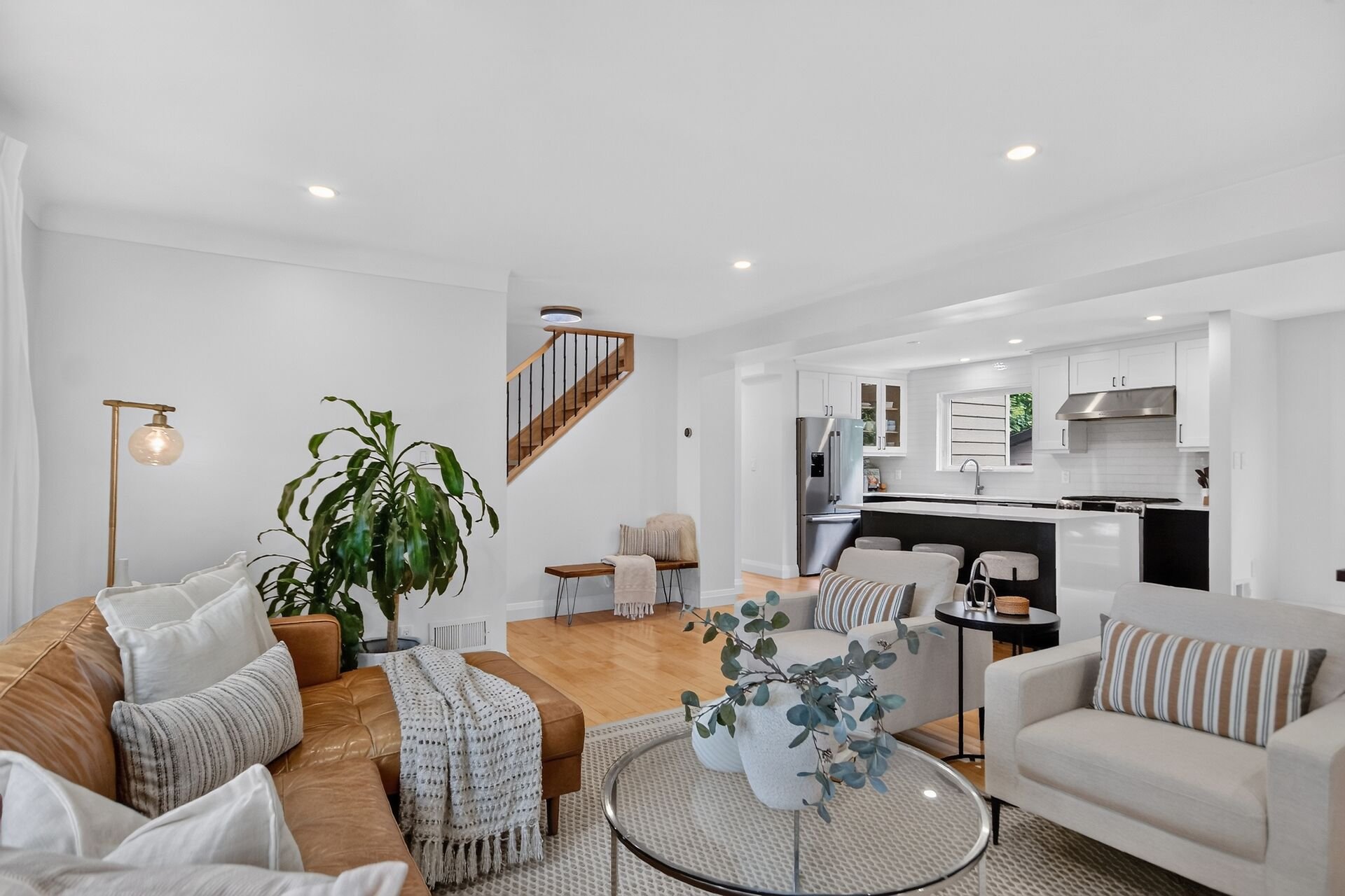 virtual-tour-365505-29.jpg