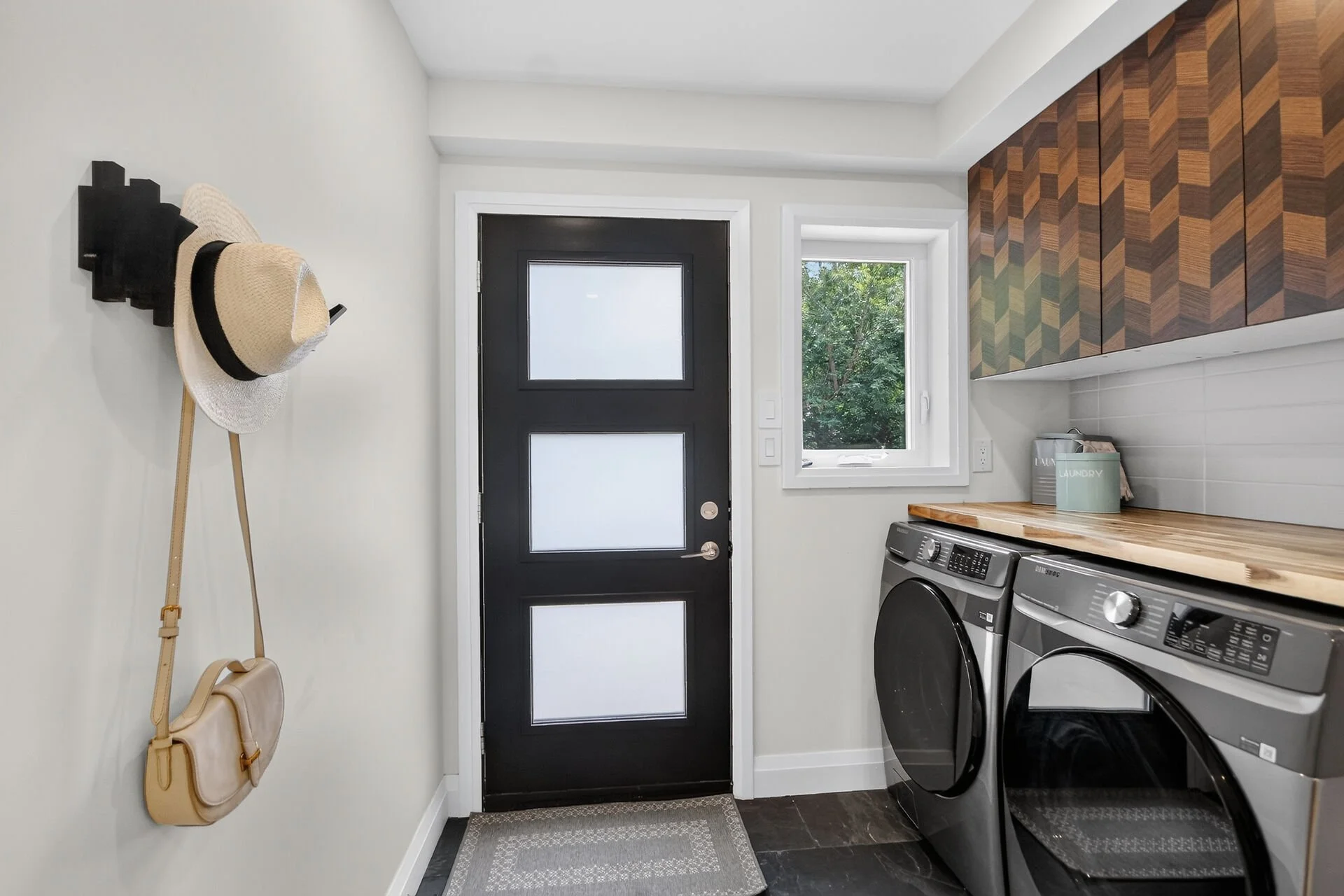 virtual-tour-365505-46.jpg