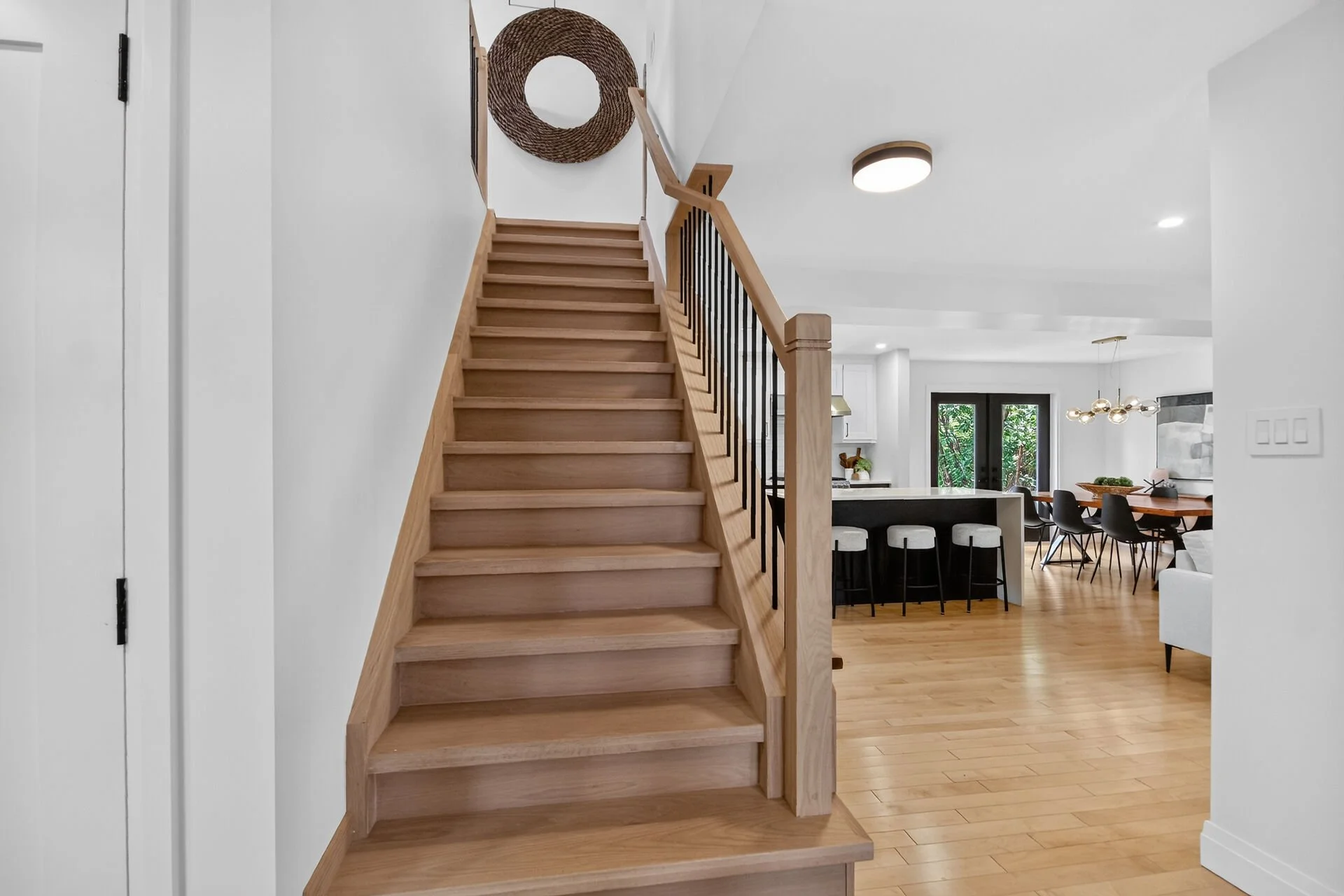 virtual-tour-365505-50.jpg