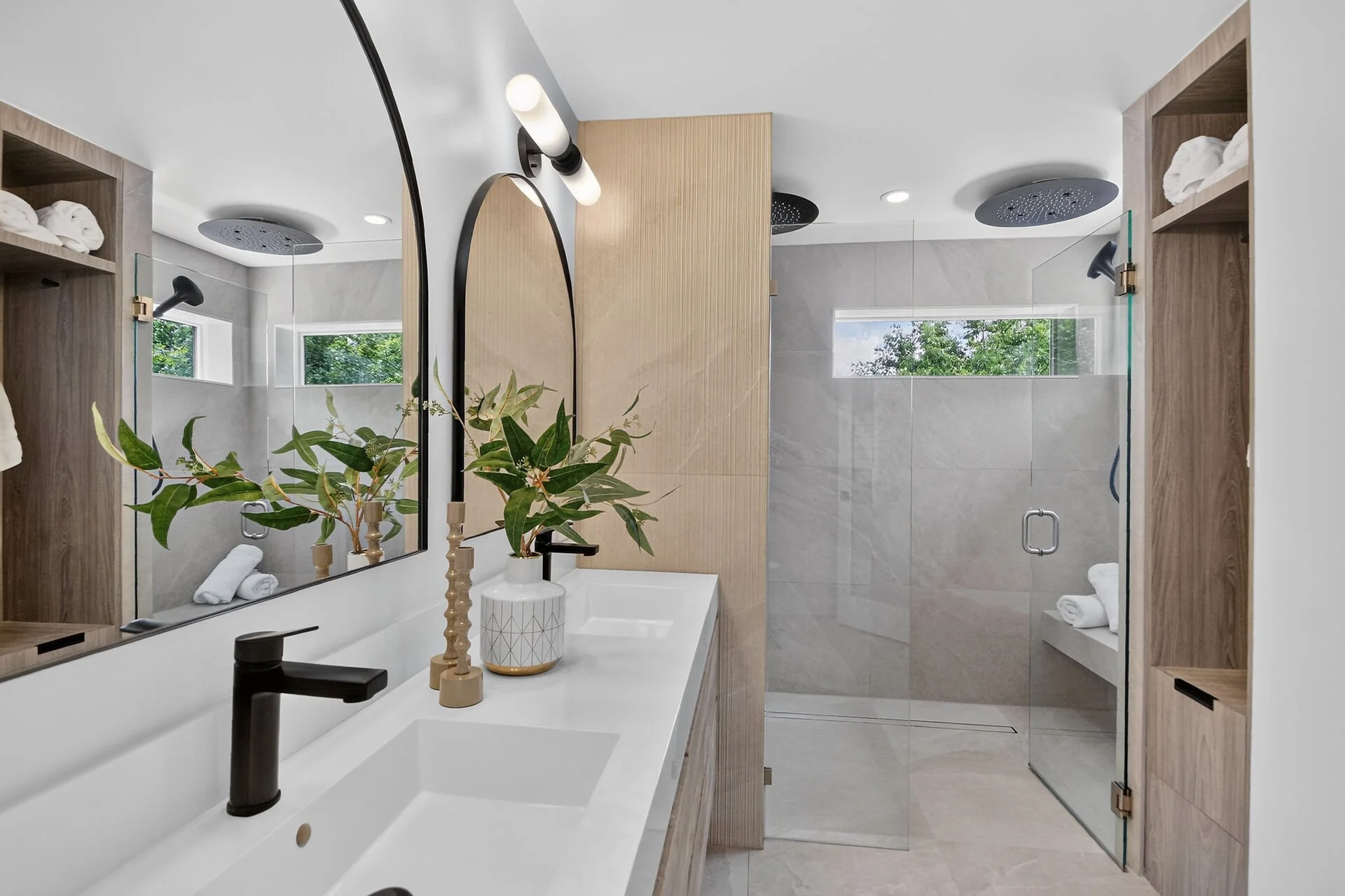 virtual-tour-365505-58.jpg