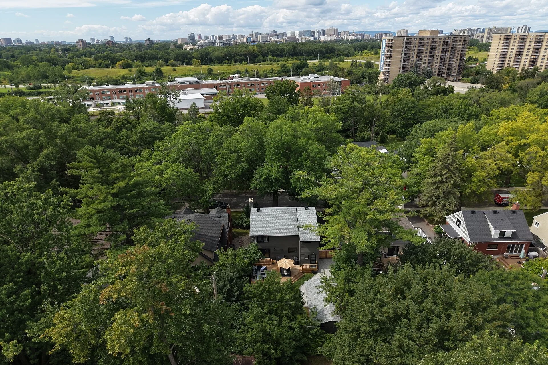 virtual-tour-365505-107.jpg