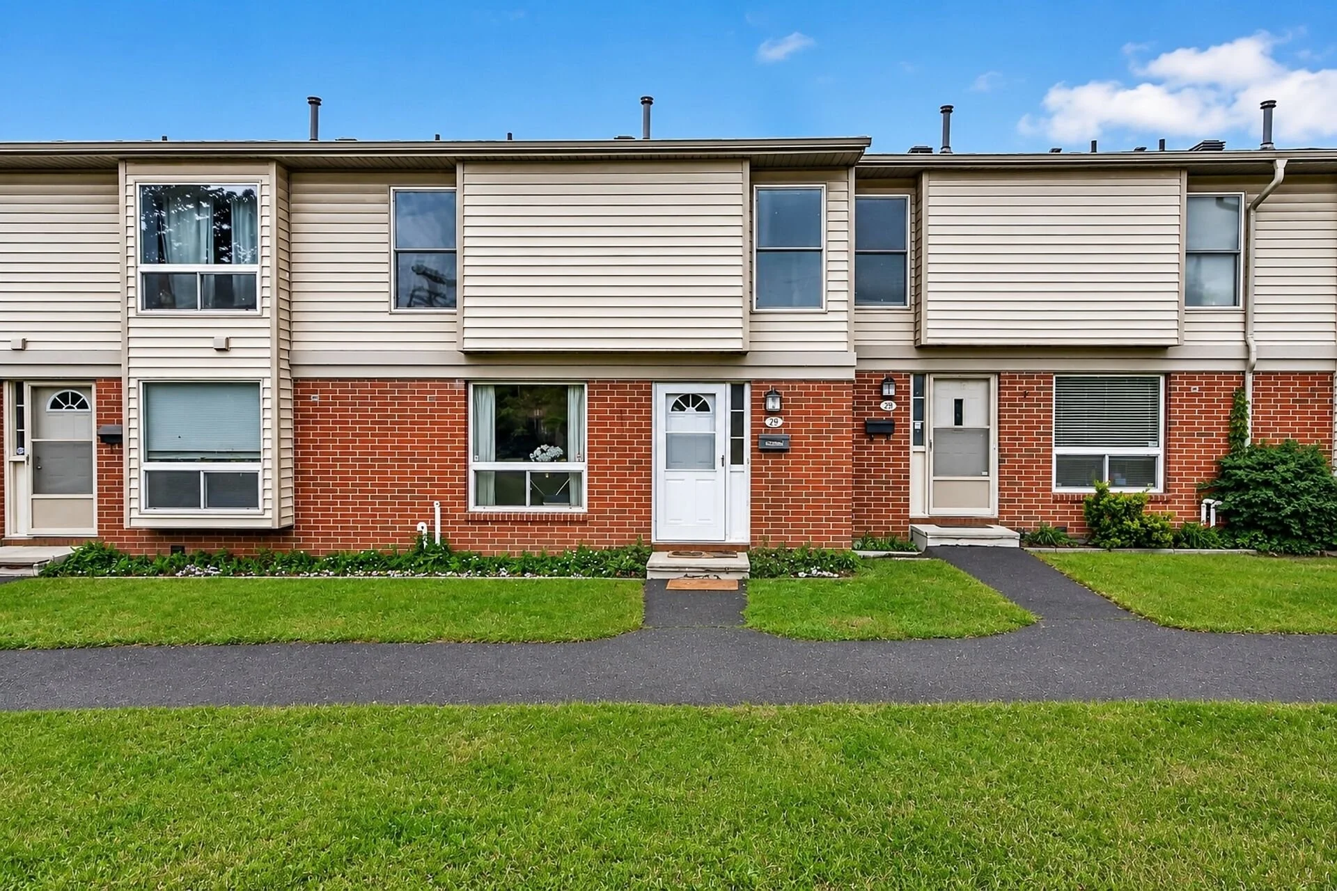 virtual-tour-364610-01.jpg